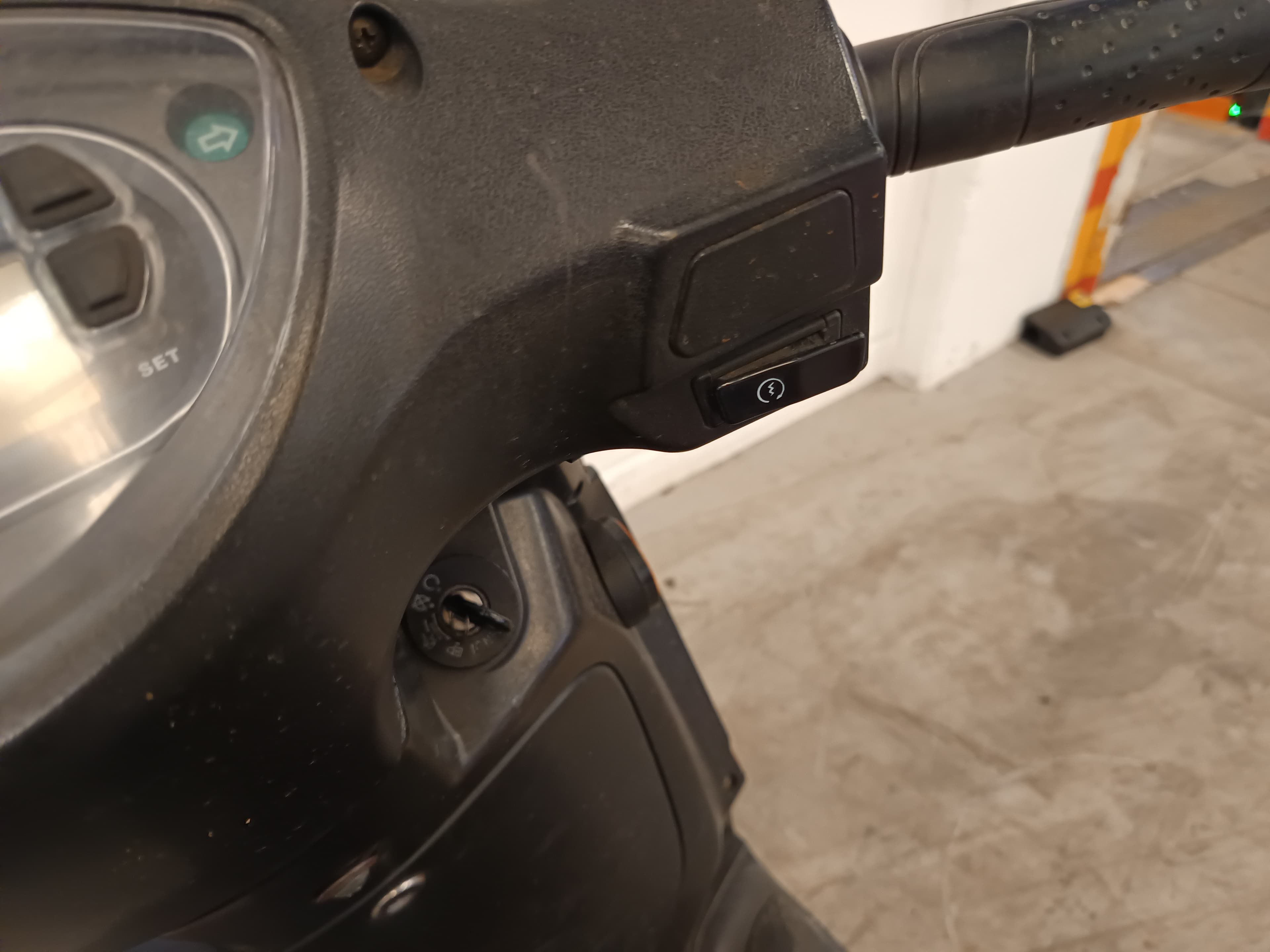 SYM Symphony Cargo 125cc · Ano 2018 — imagen 11