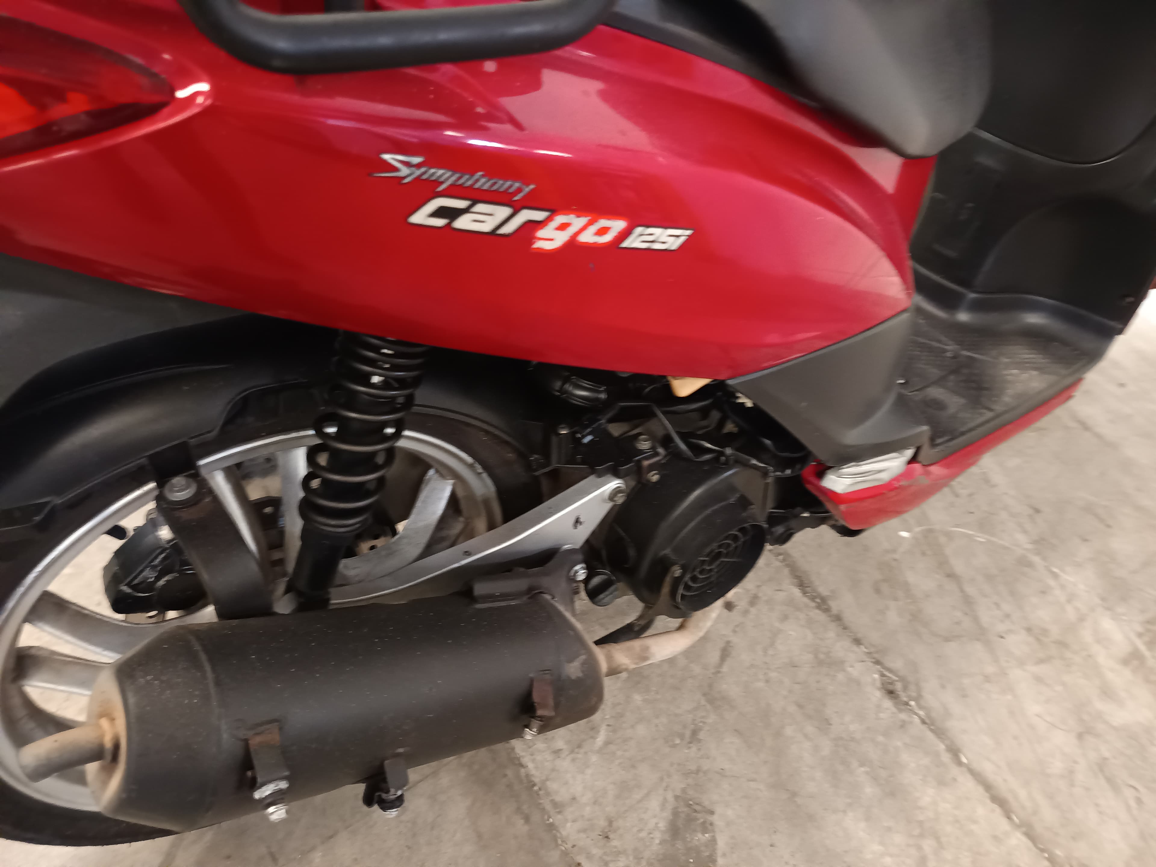 SYM Symphony Cargo 125cc · Ano 2017 — imagen 7