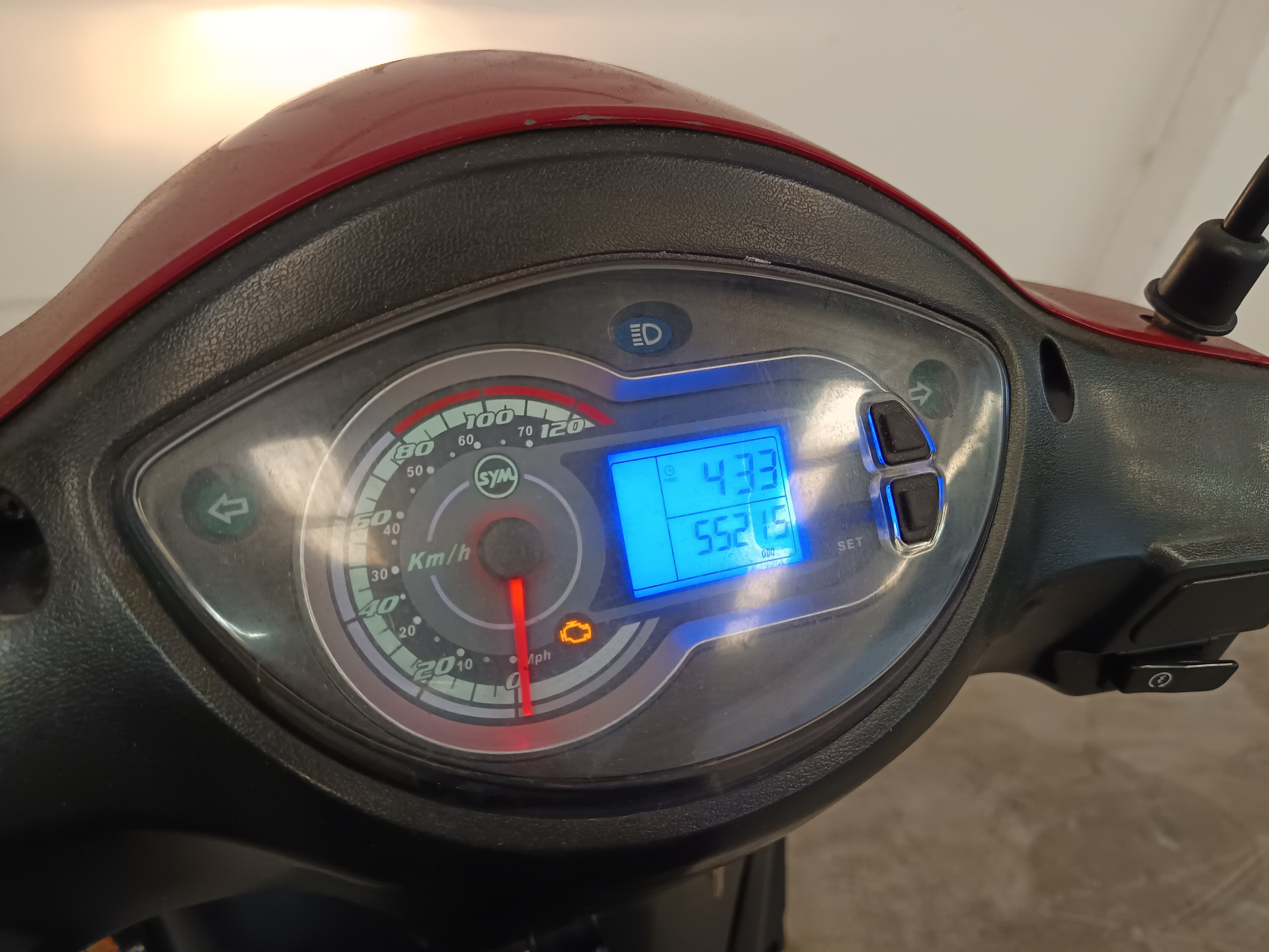 SYM Symphony Cargo 125cc · Ano 2017 — imagen 12