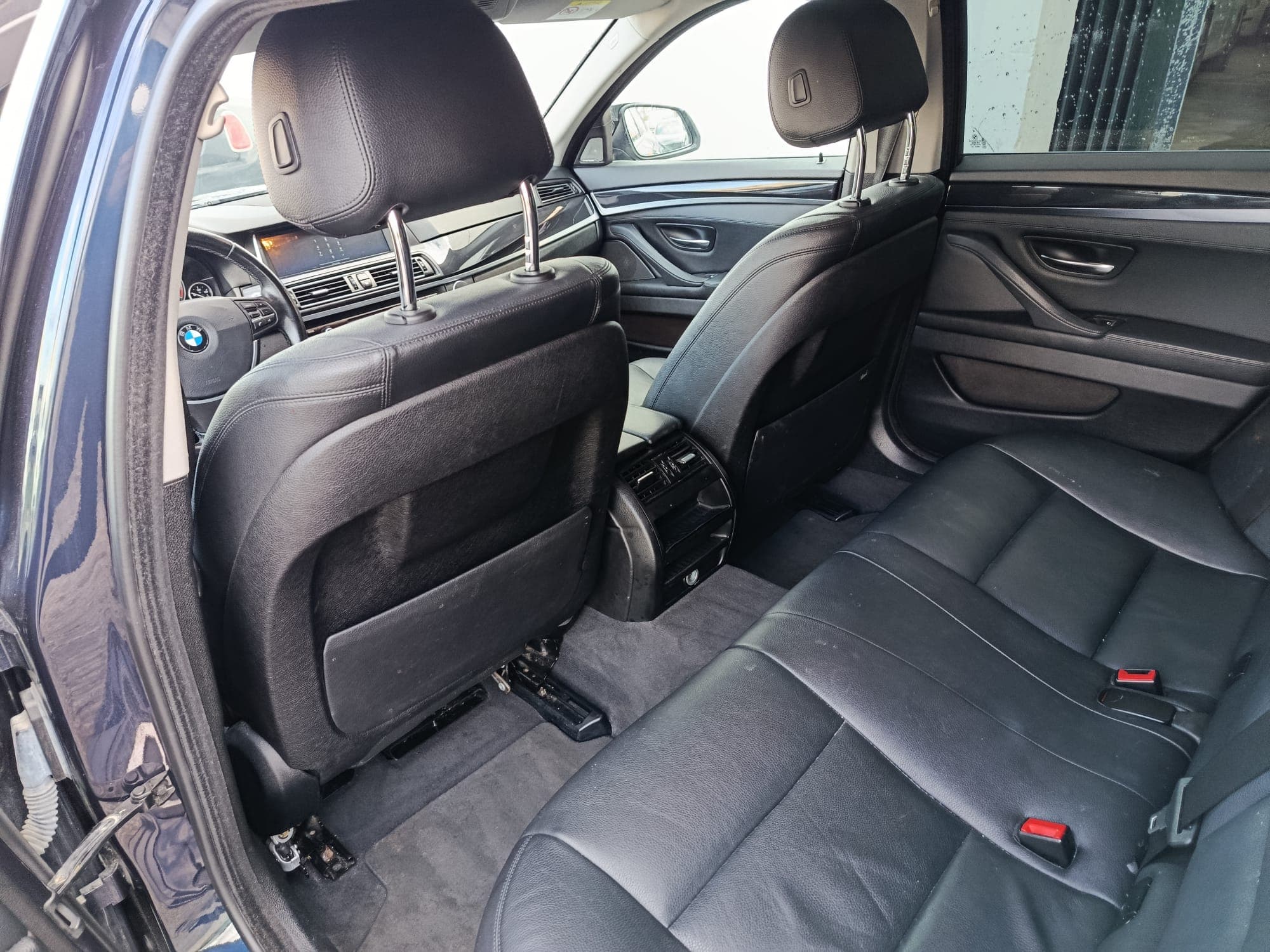 BMW 520 d · Ano 2016 — image 12