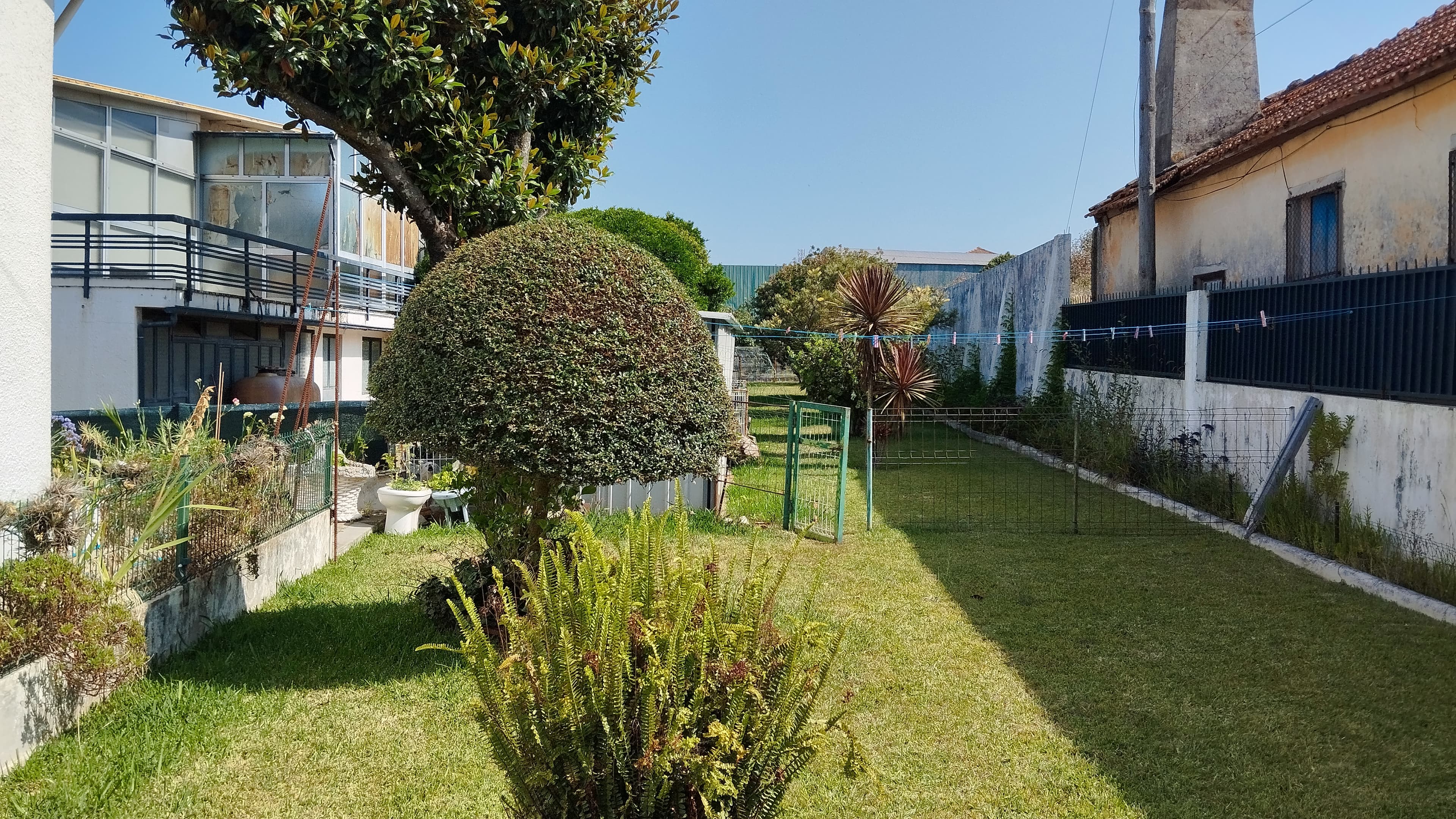 Terreno para Construção com Benfeitoria · Esmoriz, Ovar