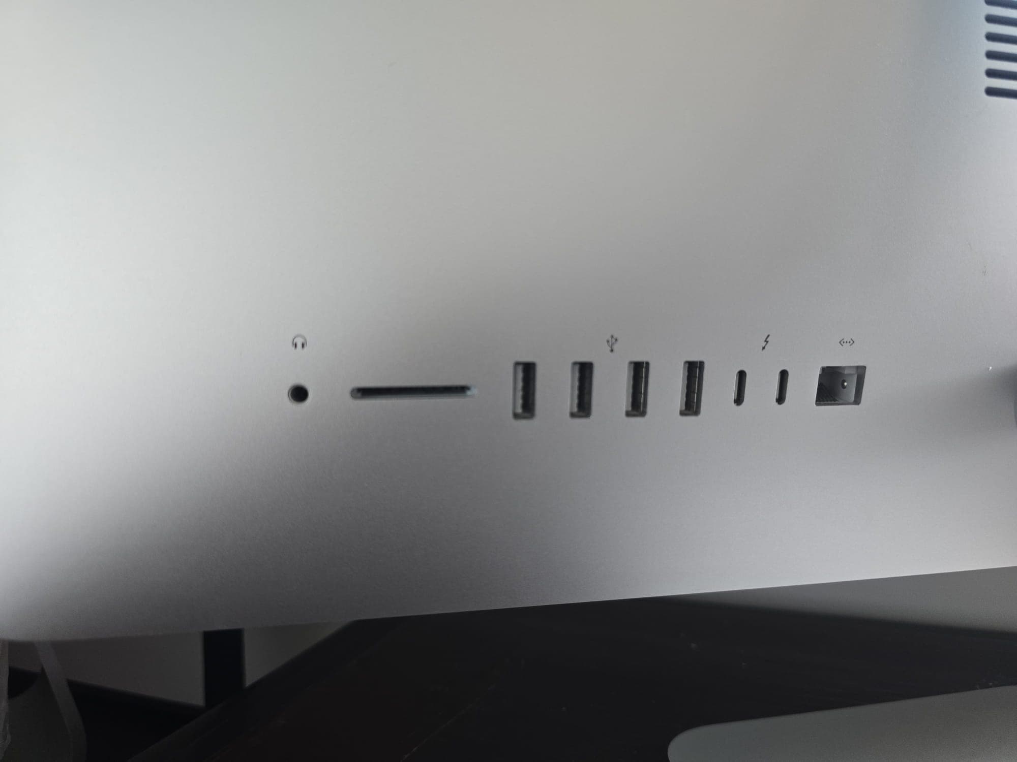 Ordenador Apple iMac A1418 — imagen 3