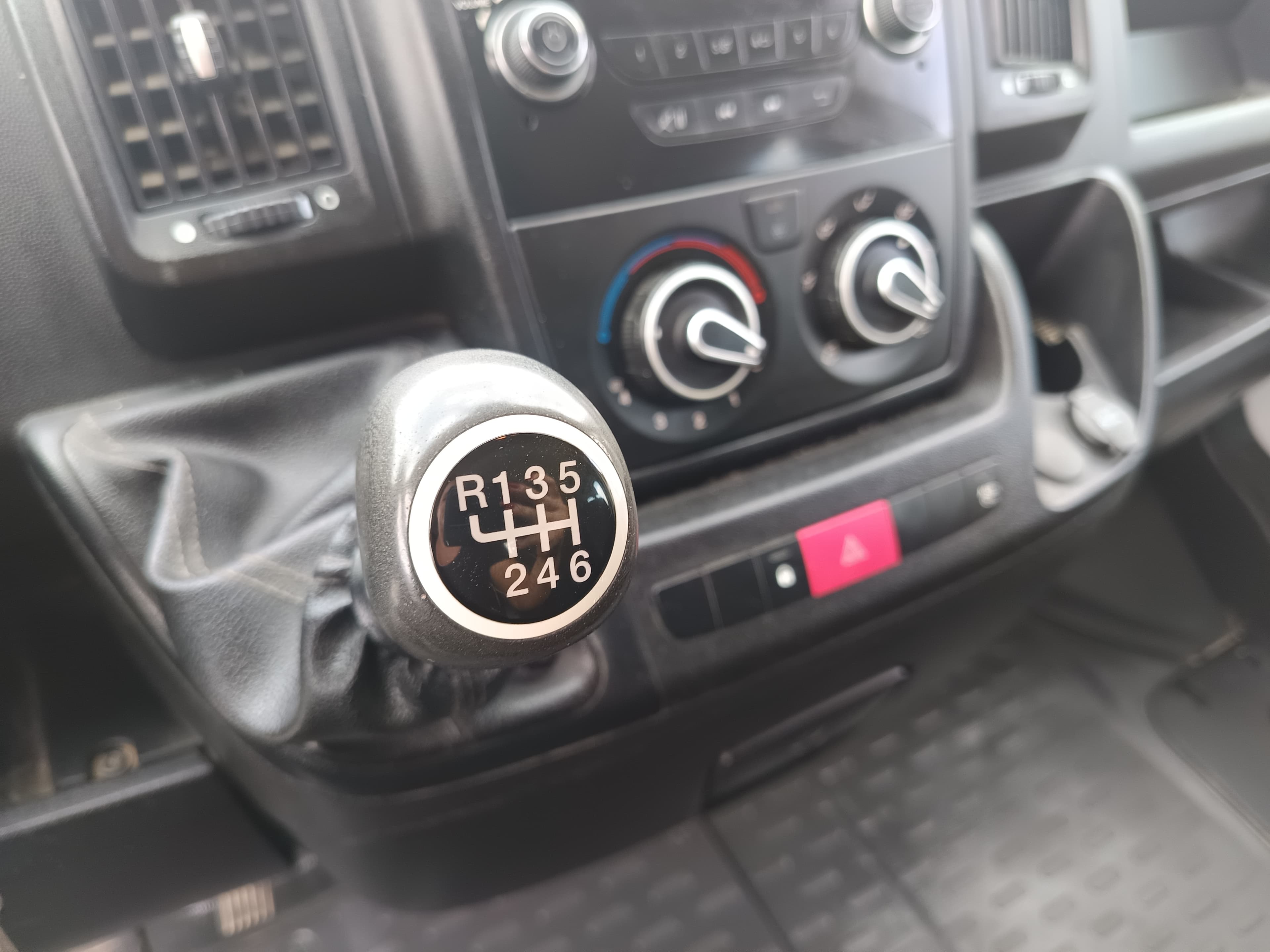 Peugeot Boxer · Ano 2018 — imagen 32
