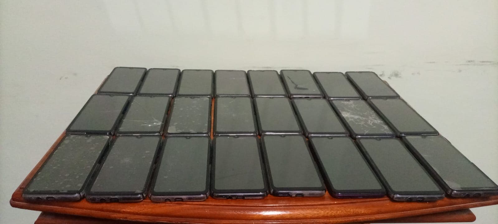 Telemóveis Tecno Spark 4