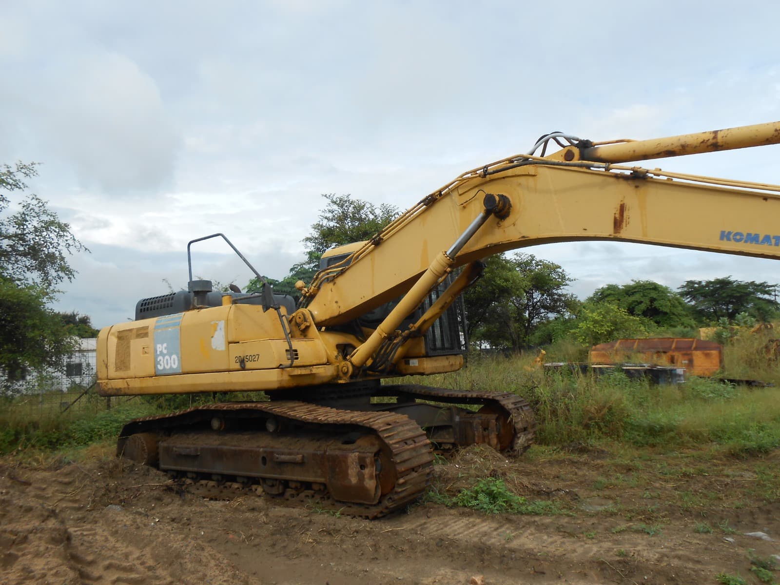 Excavator 30t - 2007 — imagem 9