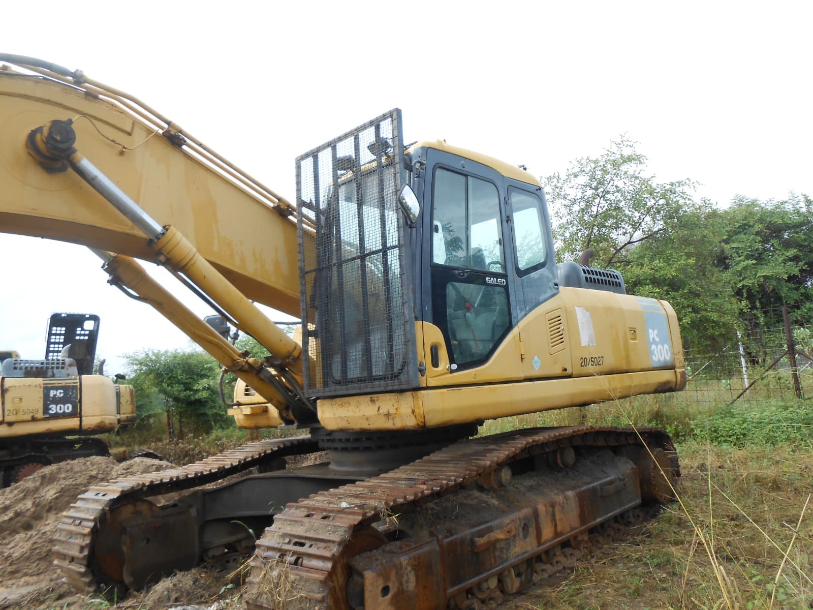 Excavator 30t - 2007 — imagem 4