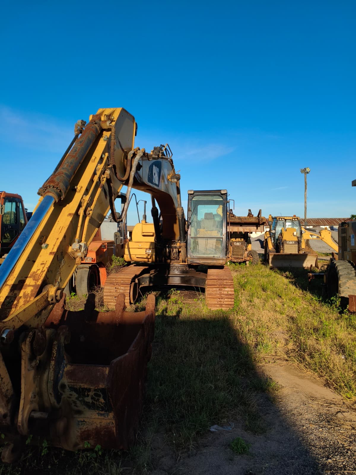 Excavator 25t - 2010 — image 8