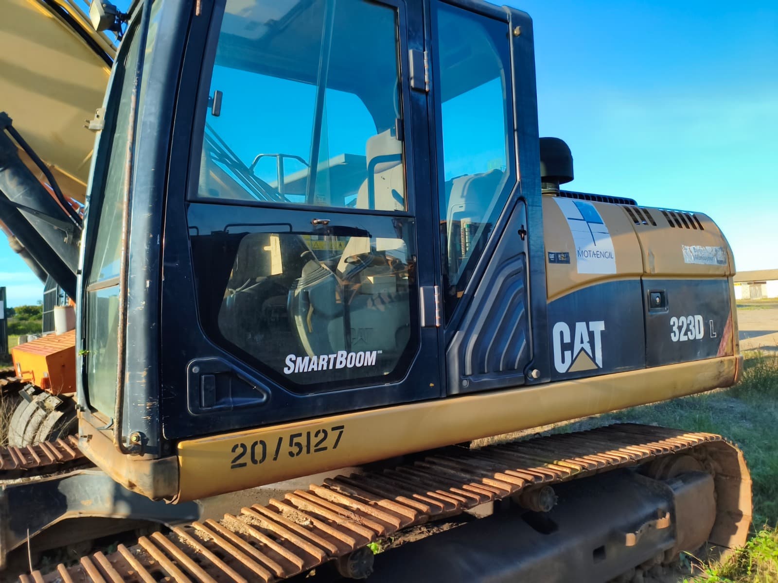 Excavator 25t - 2010 — image 4