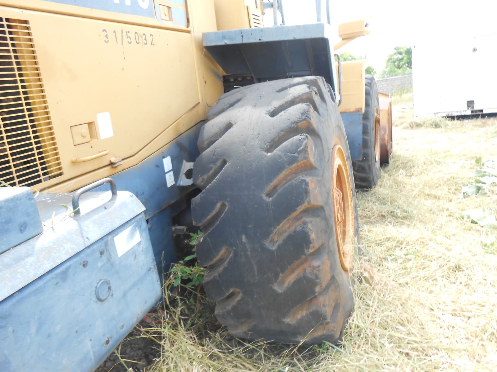 Front Loader 25t - 2008 — image 3