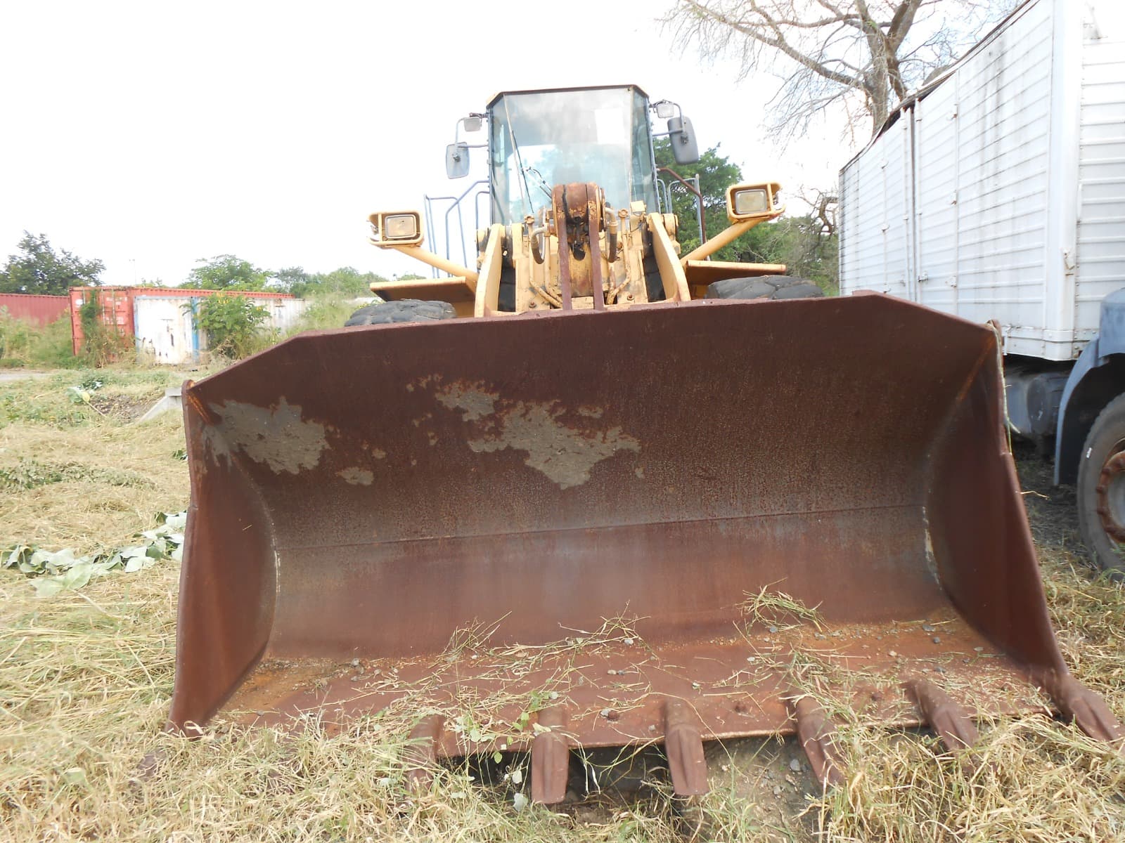 Front Loader 25t - 2008 — image 12