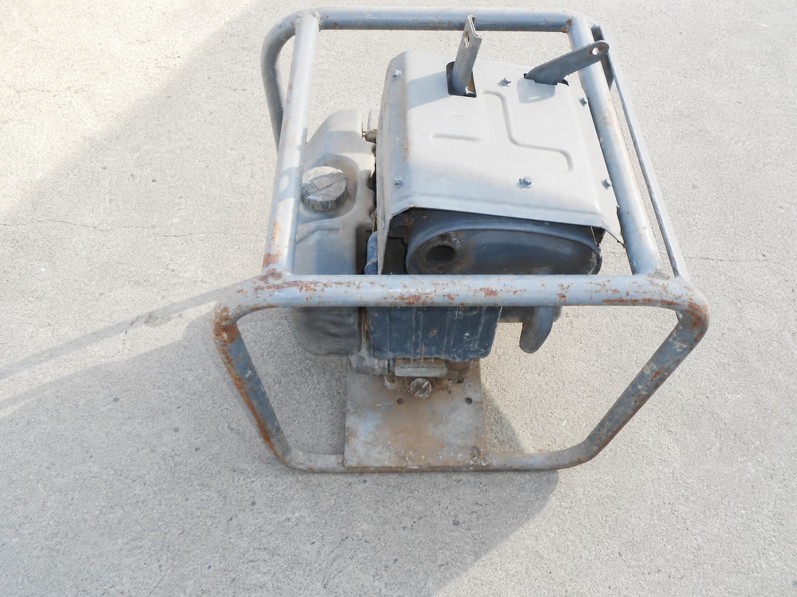 Diesel Concrete Vibrating - 2013