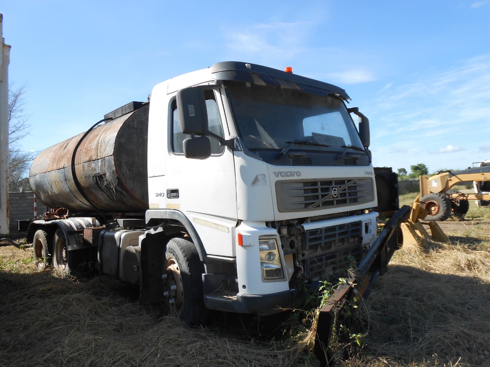 Bitumen Distributor 8.000l - 2006 — image 4