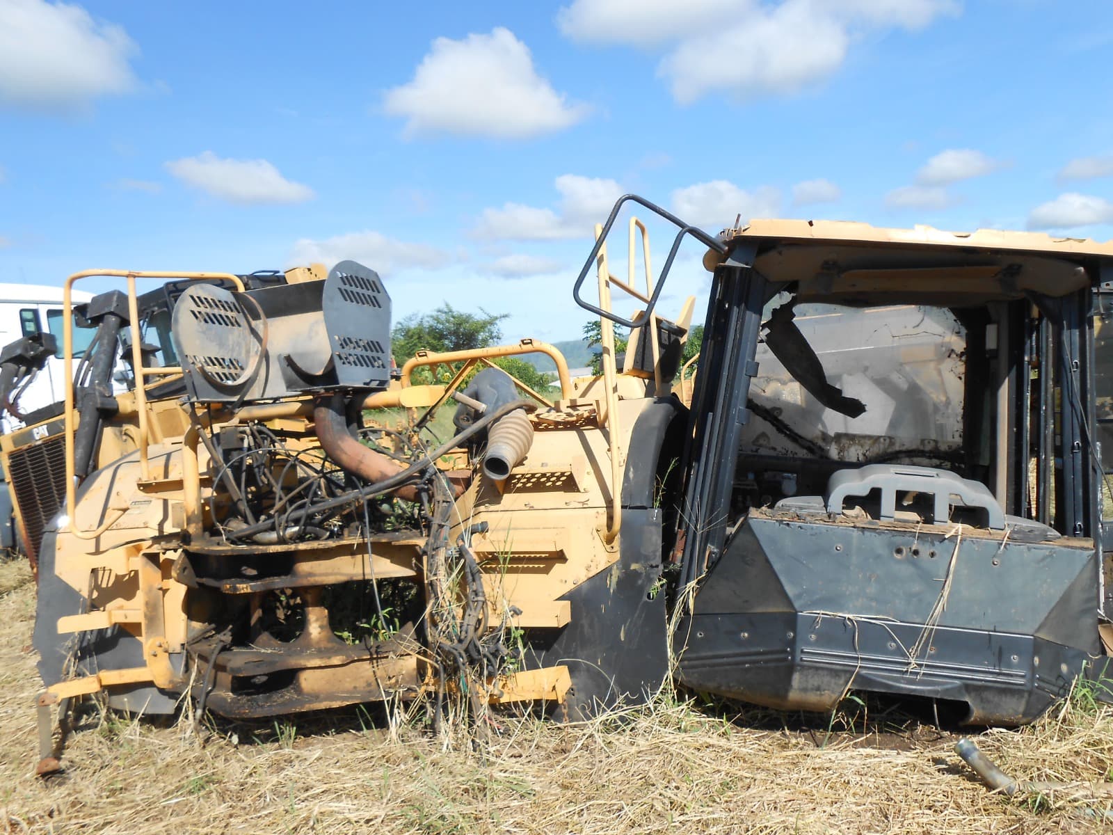 Articulated Dump Trucks 40 T - 2006 — imagem 6
