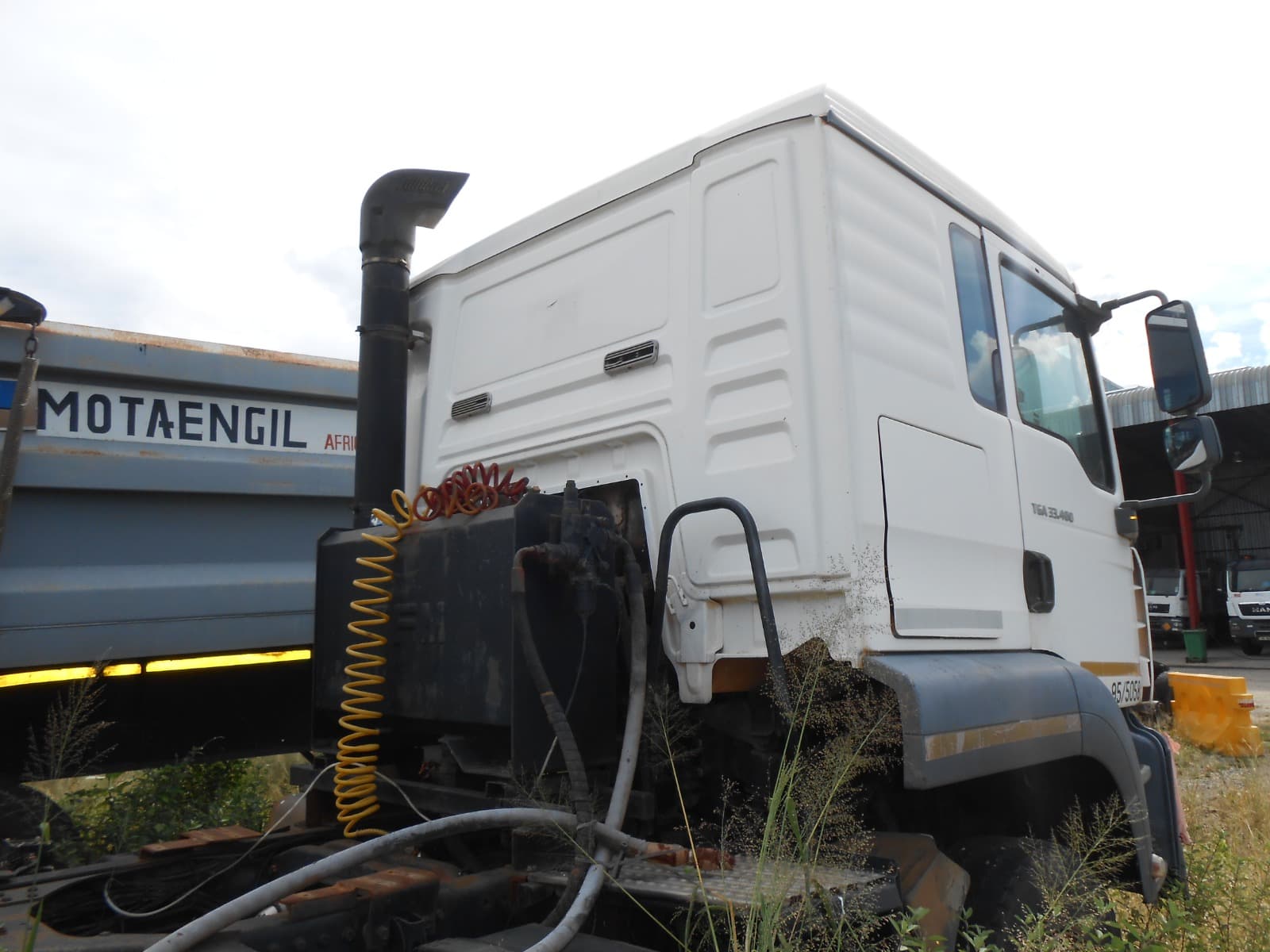 Horse Truck 6X4 - 2010 — image 6