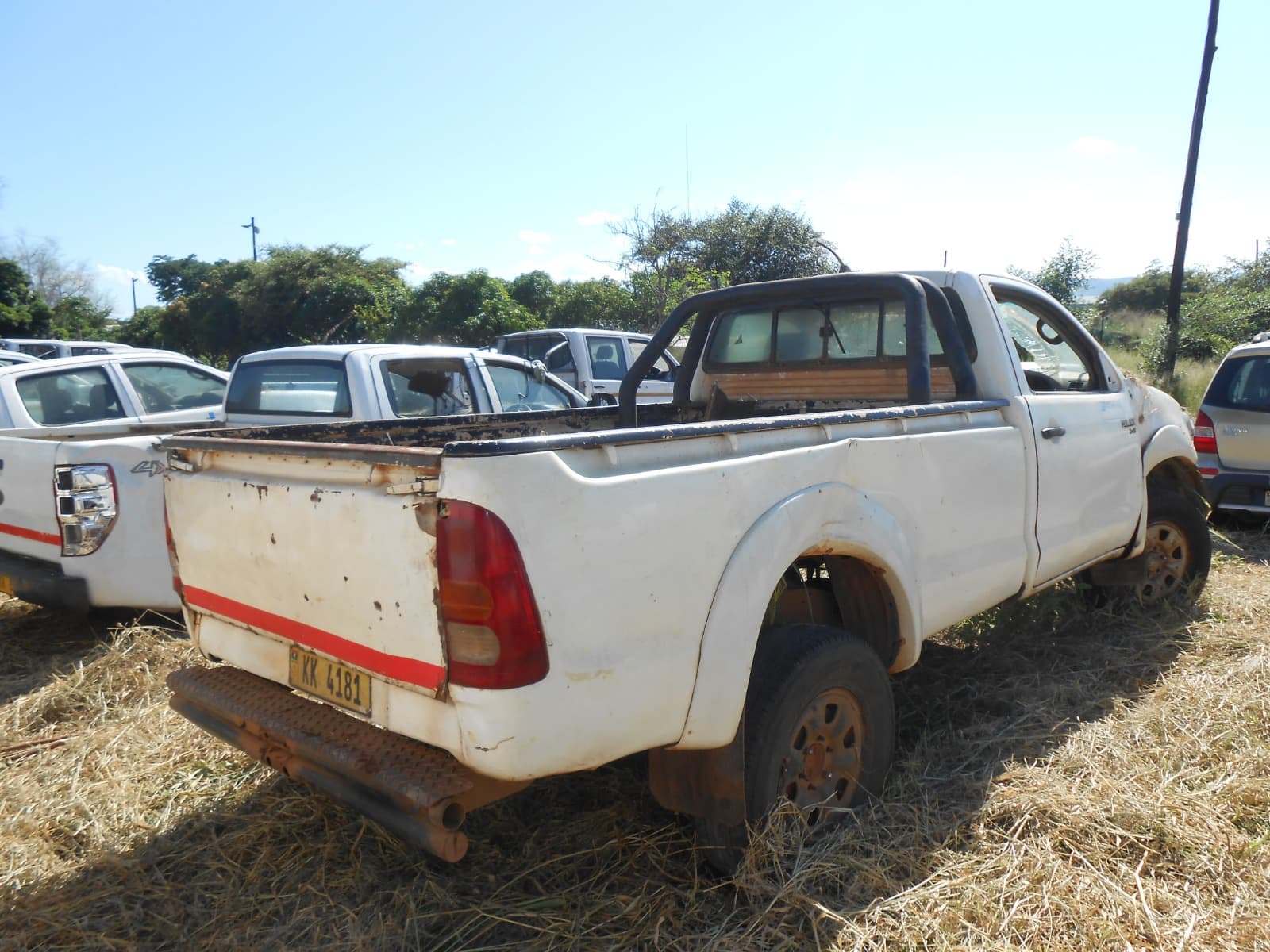 S/ Cab Pickup 4x4 - 2009 — image 5