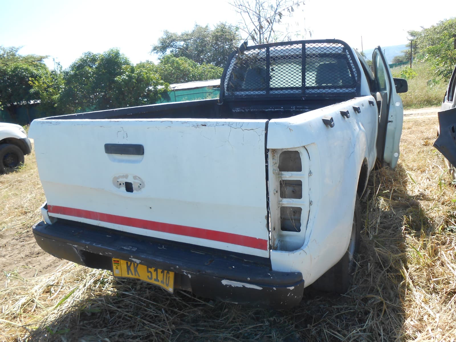 Pickup S/Cab 4x4 - 2012 — image 4