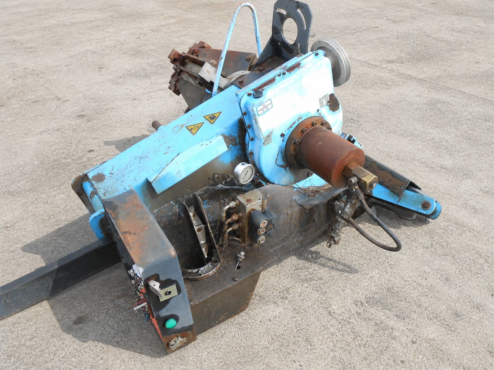 Tire Fitting Machine - N/A — imagen 1