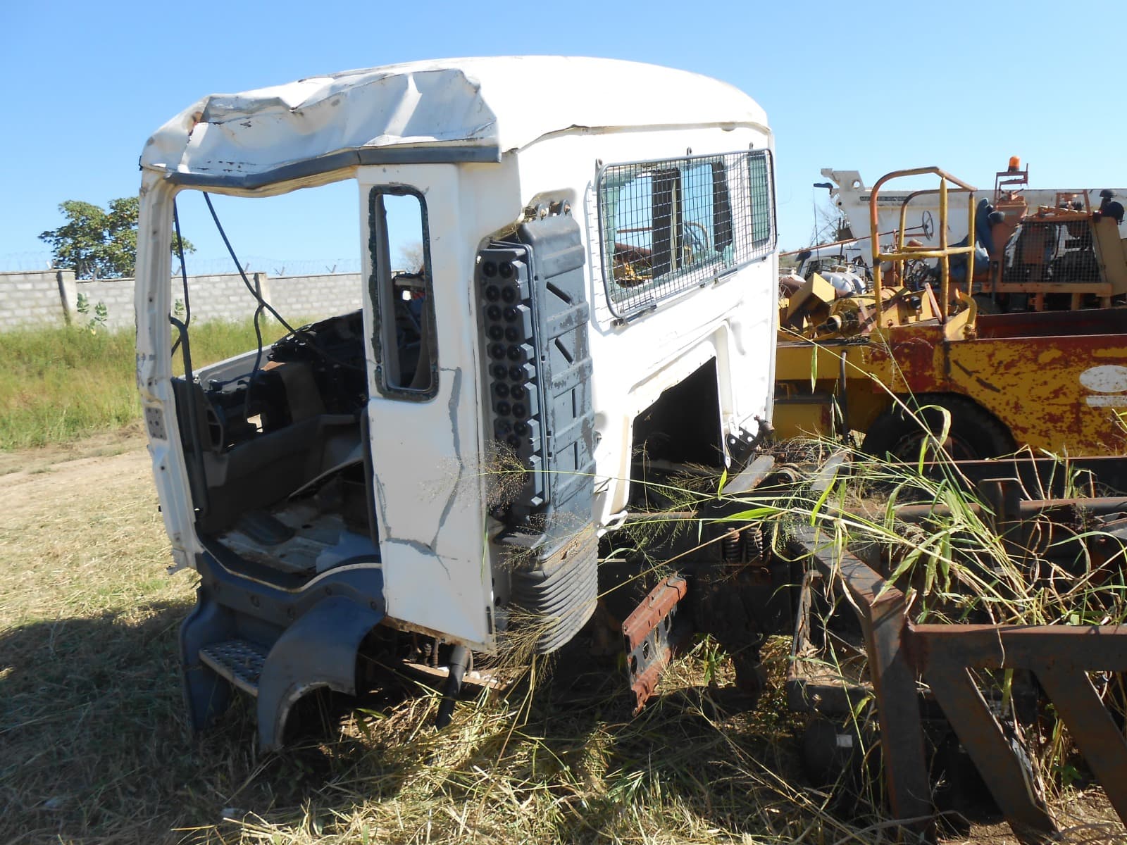 Tipper Truck 26t 6x5 - 2007 — image 5