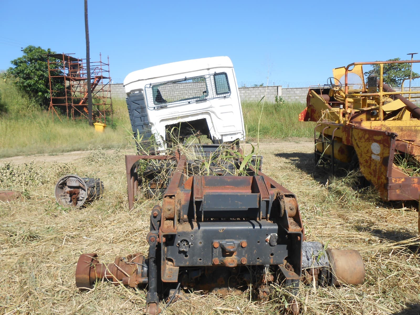 Tipper Truck 26t 6x5 - 2007 — image 3