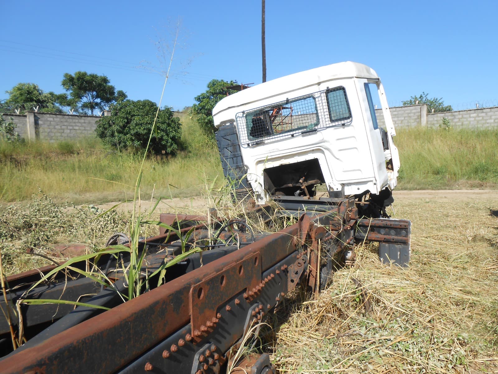 Tipper Truck 26t 6x5 - 2007 — image 7