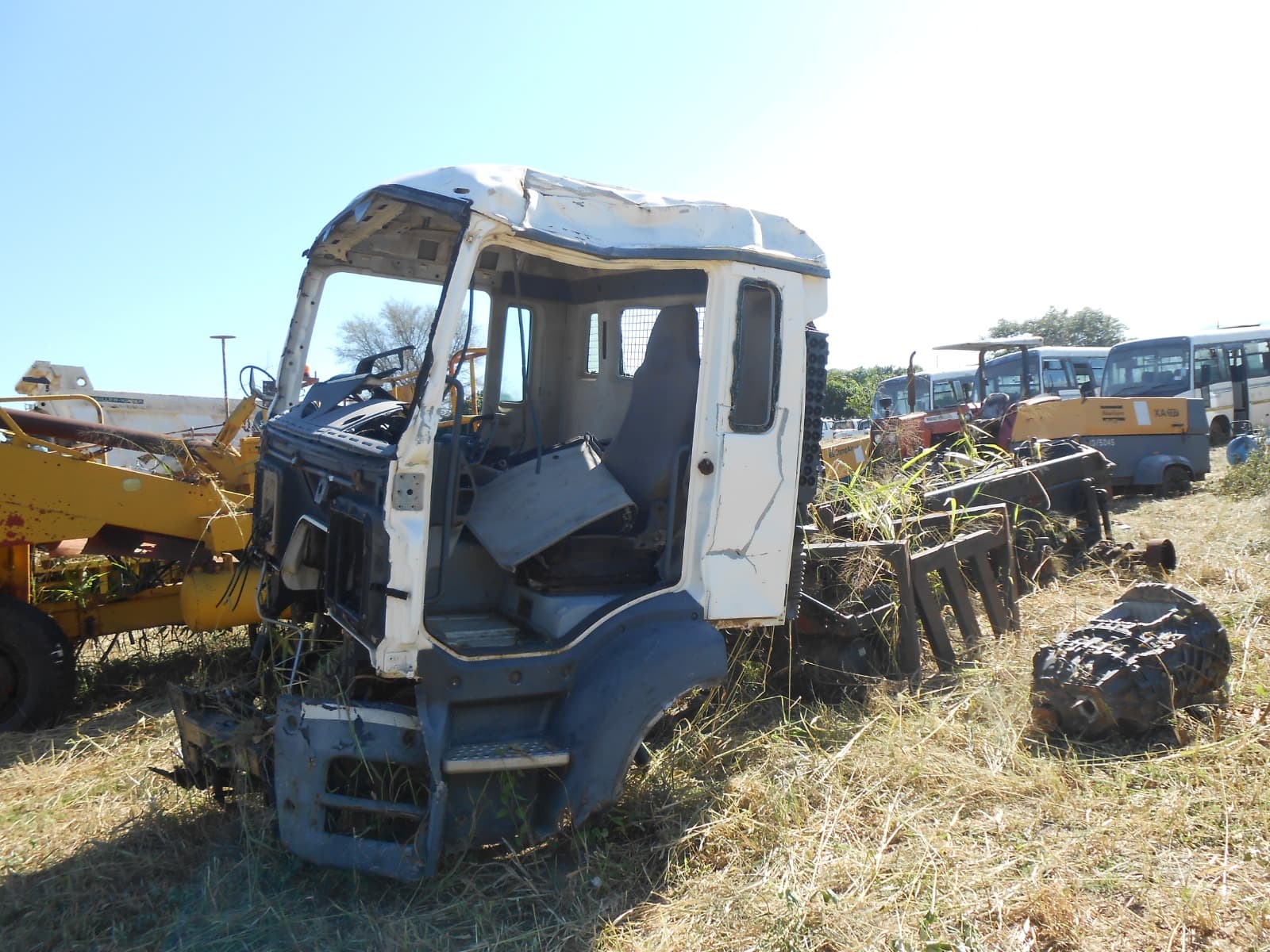 Tipper Truck 26t 6x5 - 2007 — image 9
