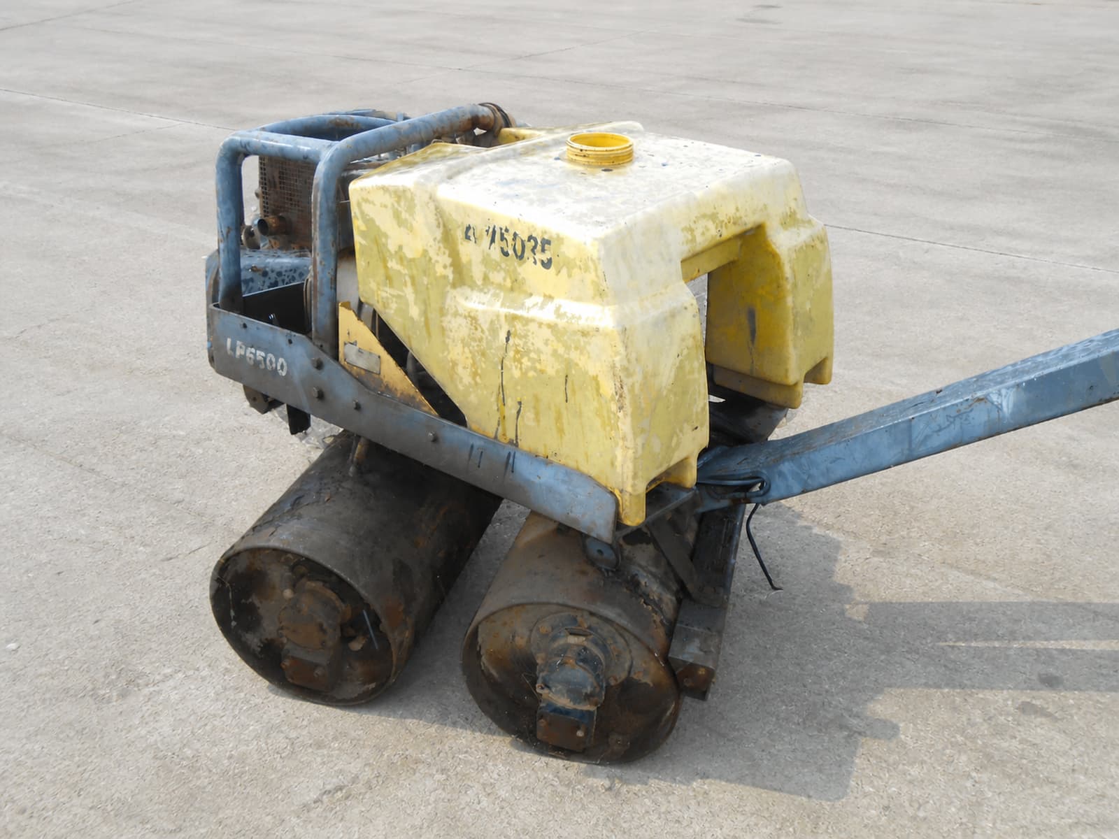 Pedestrian Roller 0.8t - 2013 — image 1