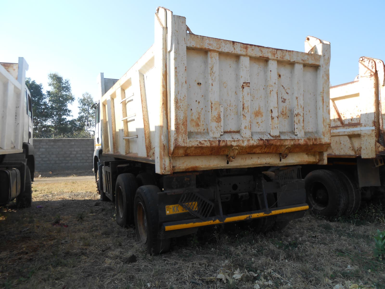 Tipper Truck 26t (6X4) - 2007 — imagen 3