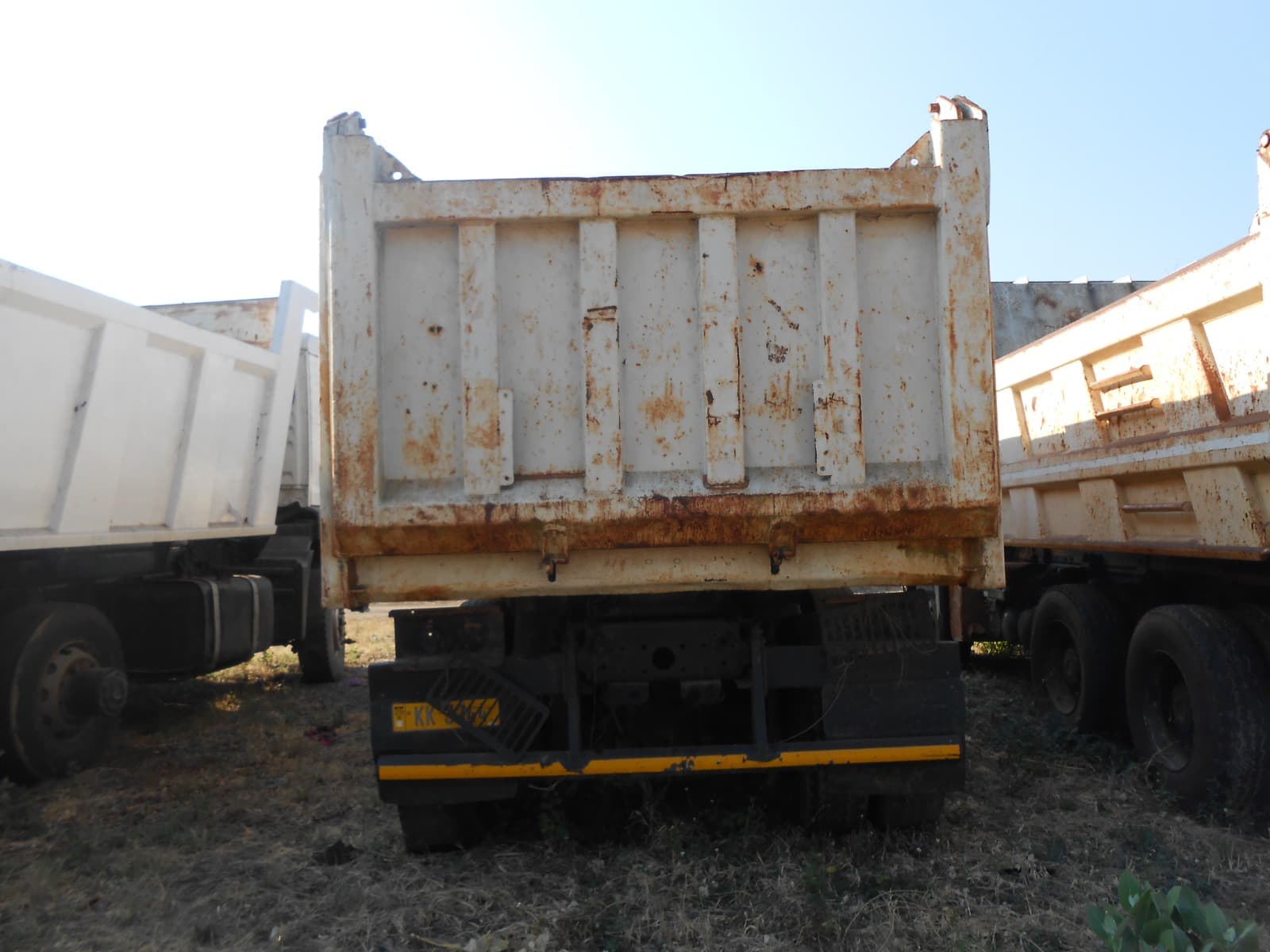 Tipper Truck 26t (6X4) - 2007 — imagen 4