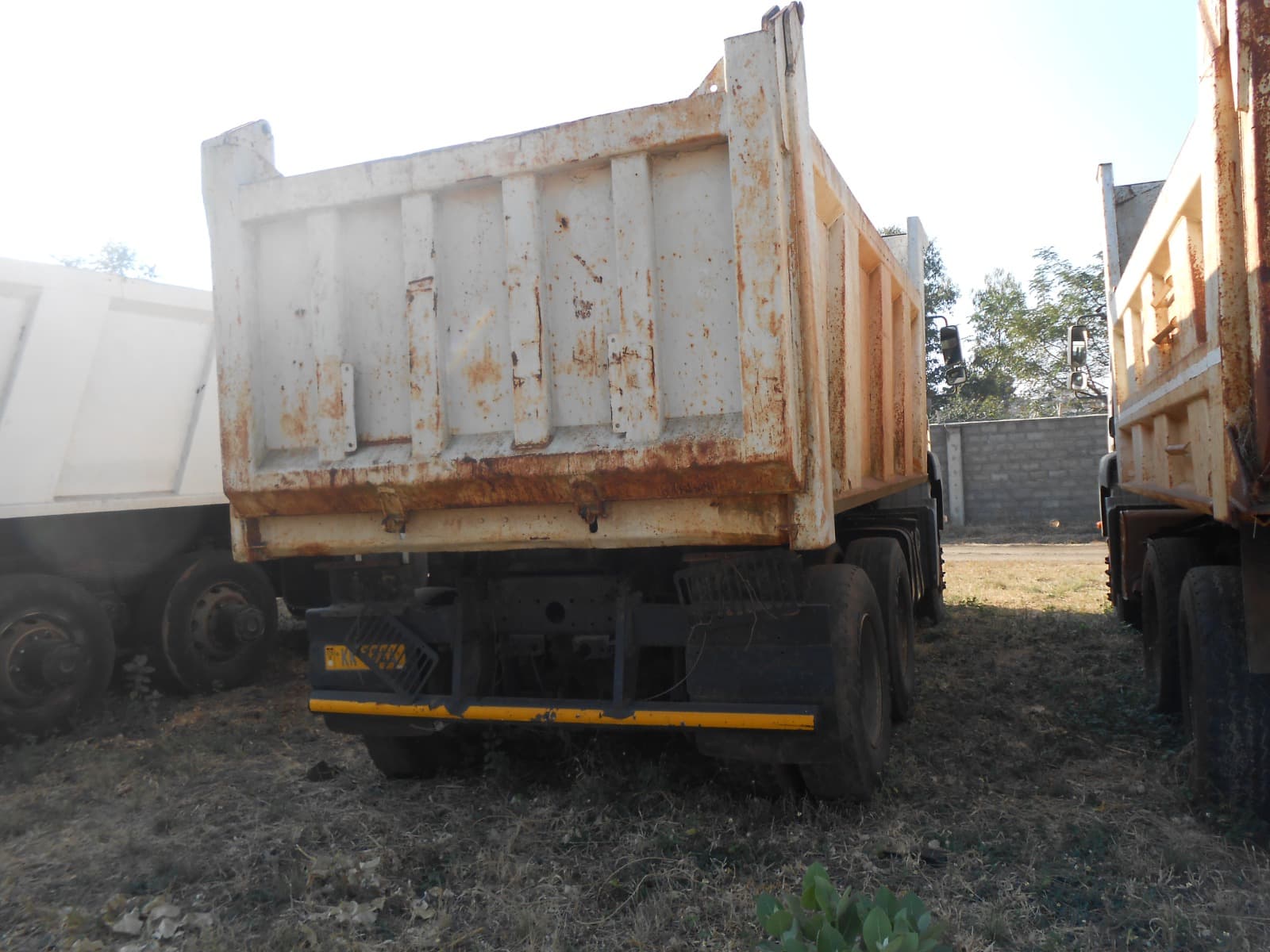 Tipper Truck 26t (6X4) - 2007 — imagen 7