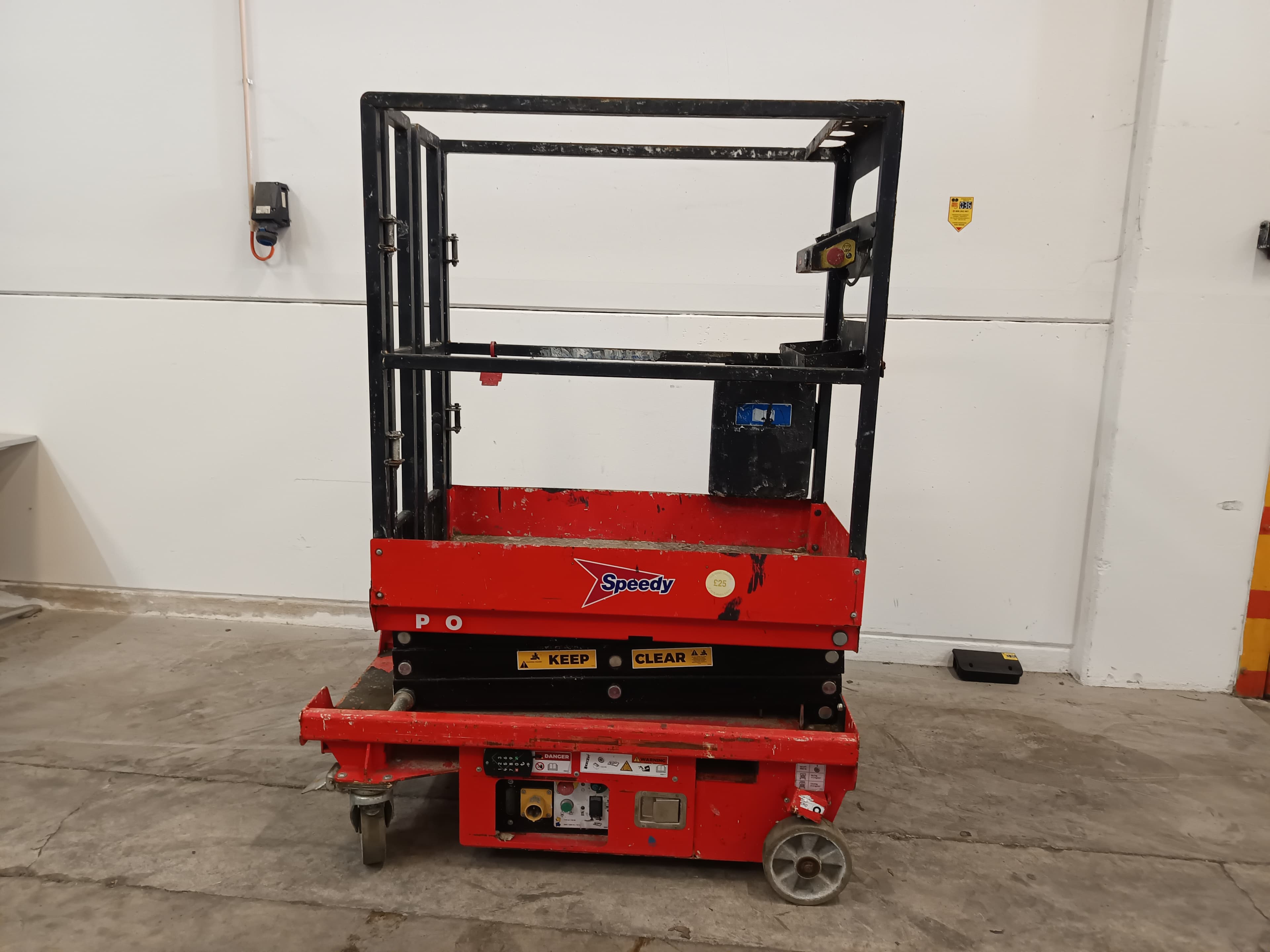 Plataforma elevatória IQ Lift PRO10 — imagem 1