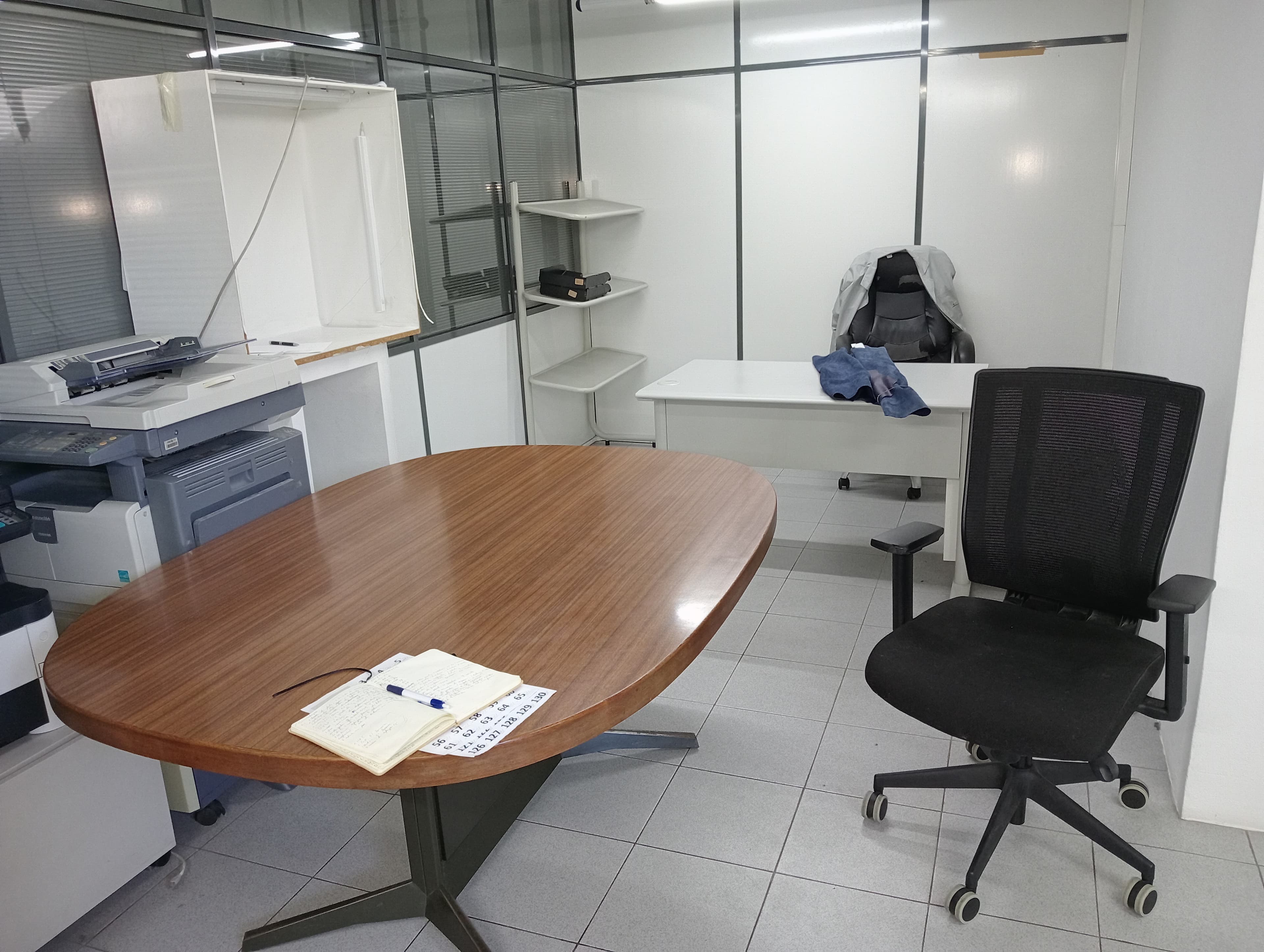 Equipamiento de Oficina — imagen 9