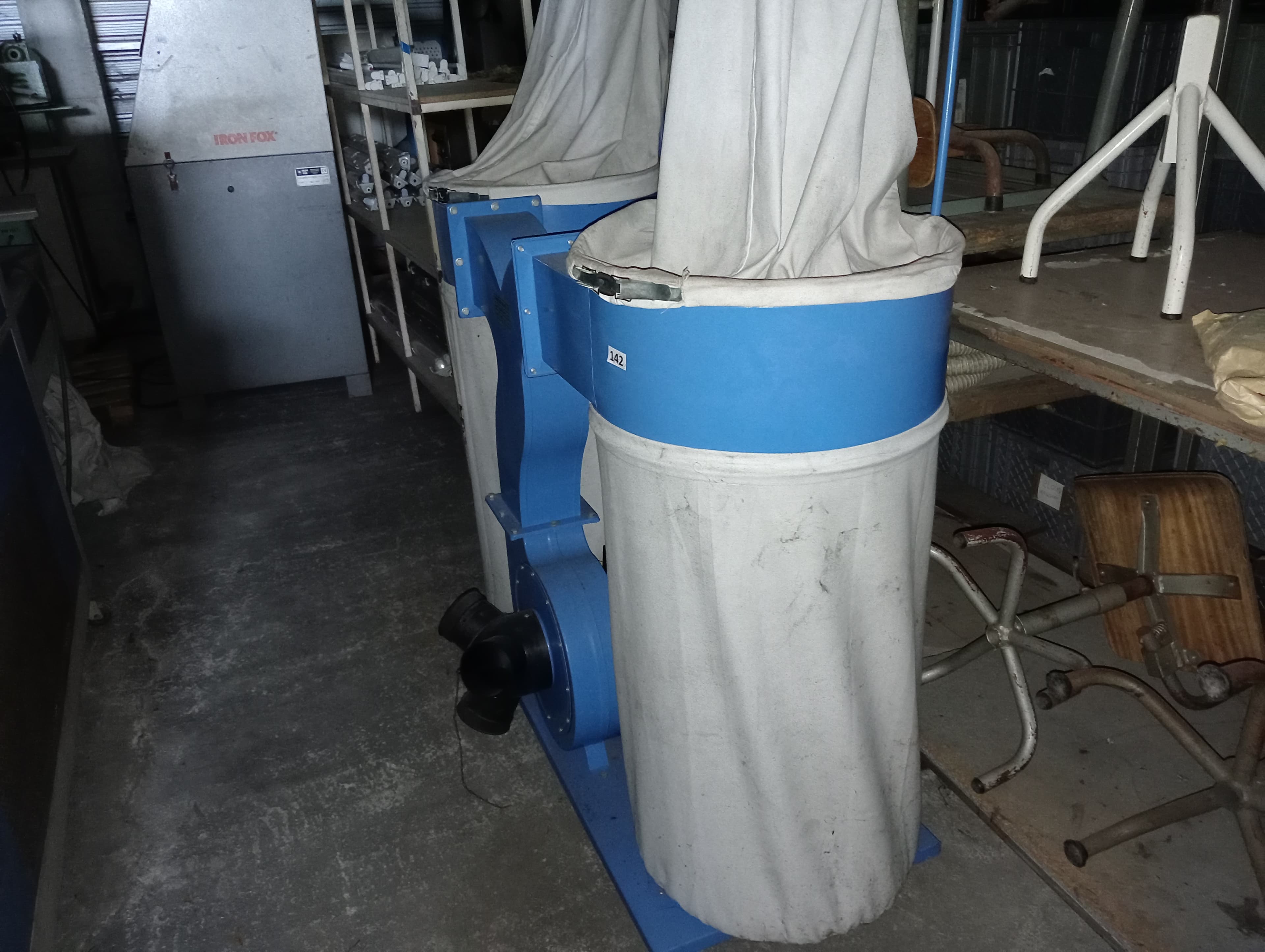 Aspiração de saco · Máquina de costura — image 2