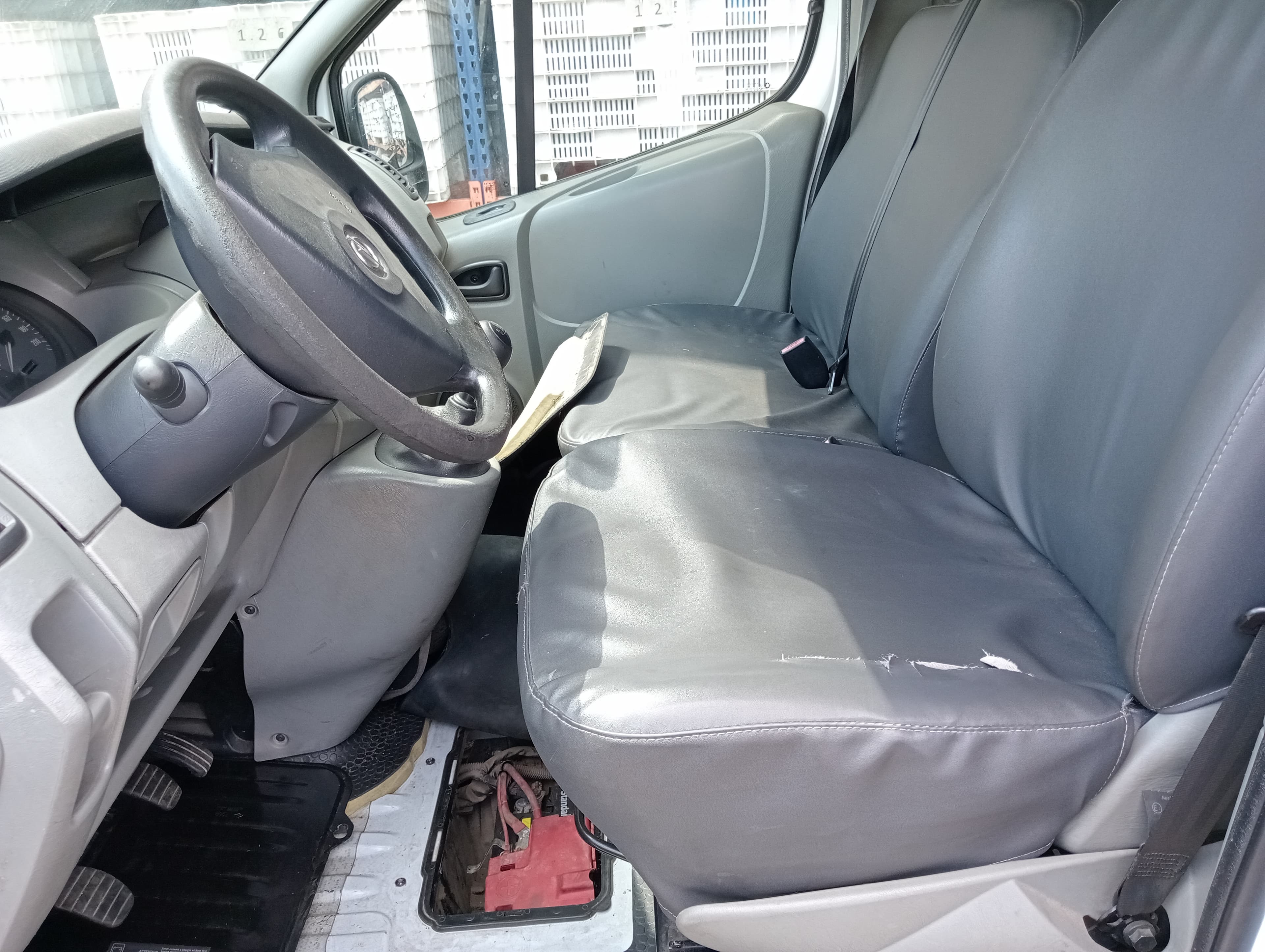 Opel Vivaro CDTi · Ano 2008 — image 6