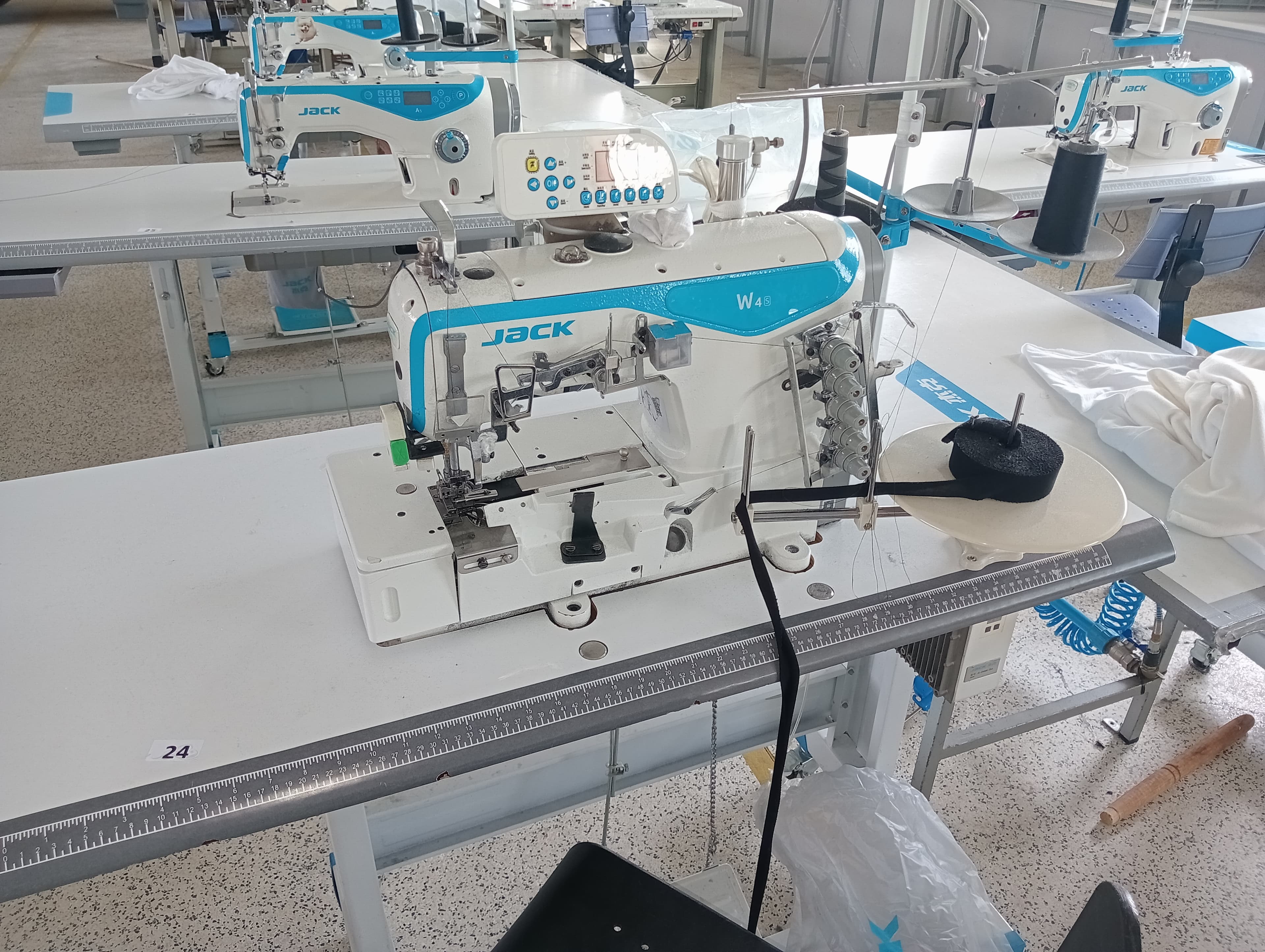 Equipment for the Textile Industry — image 1