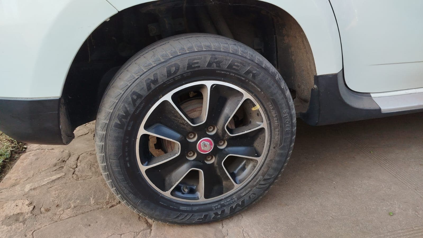 Renault Duster 2,60m - 2016 — imagen 11