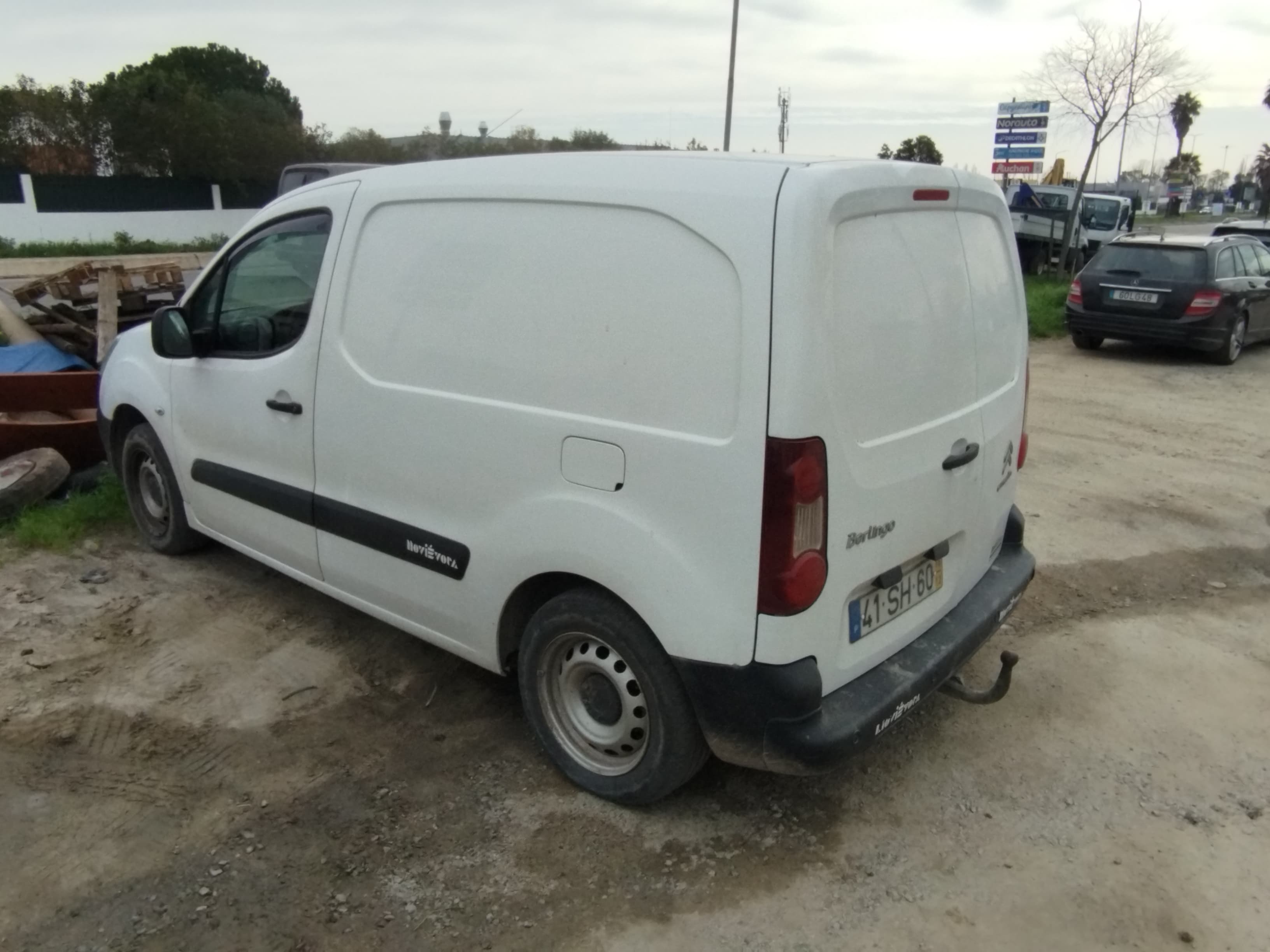 Citroën Berlingo 1.6 BlueHDi · Ano 2016 — image 2
