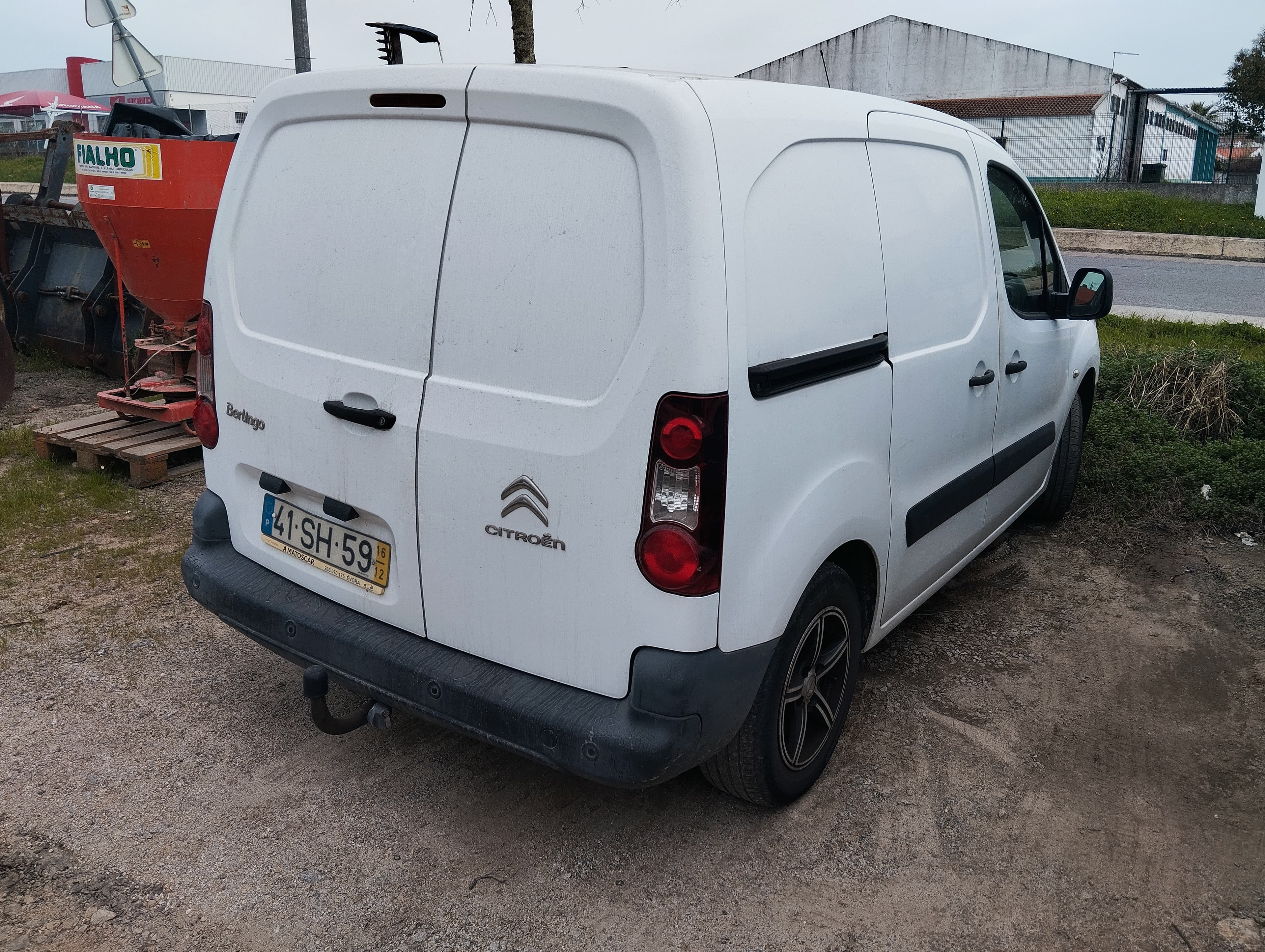 Citroen Berlingo 1.6 BlueHDi · Ano 2016 — imagem 4