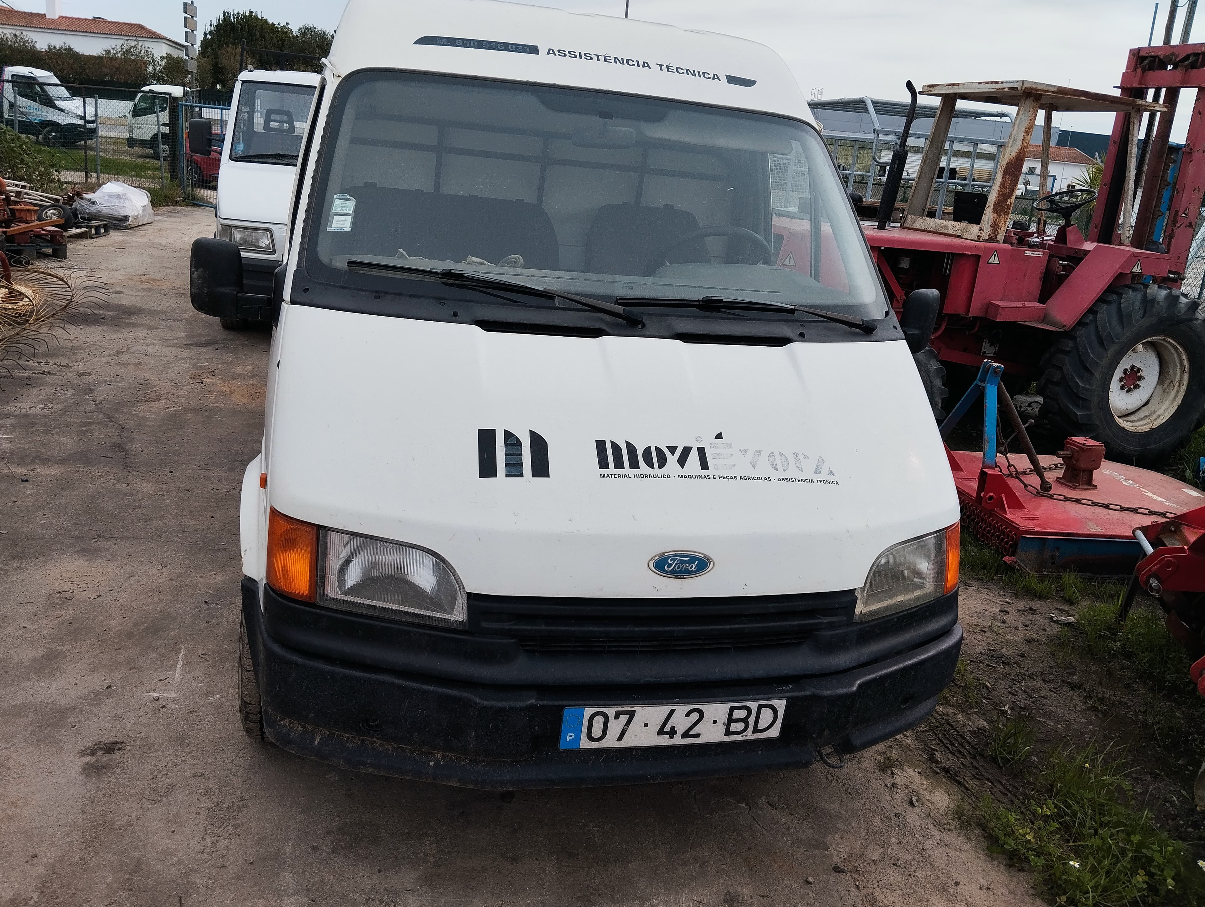 Ford Transit 2.5 DI · Ano 1992 — image 2