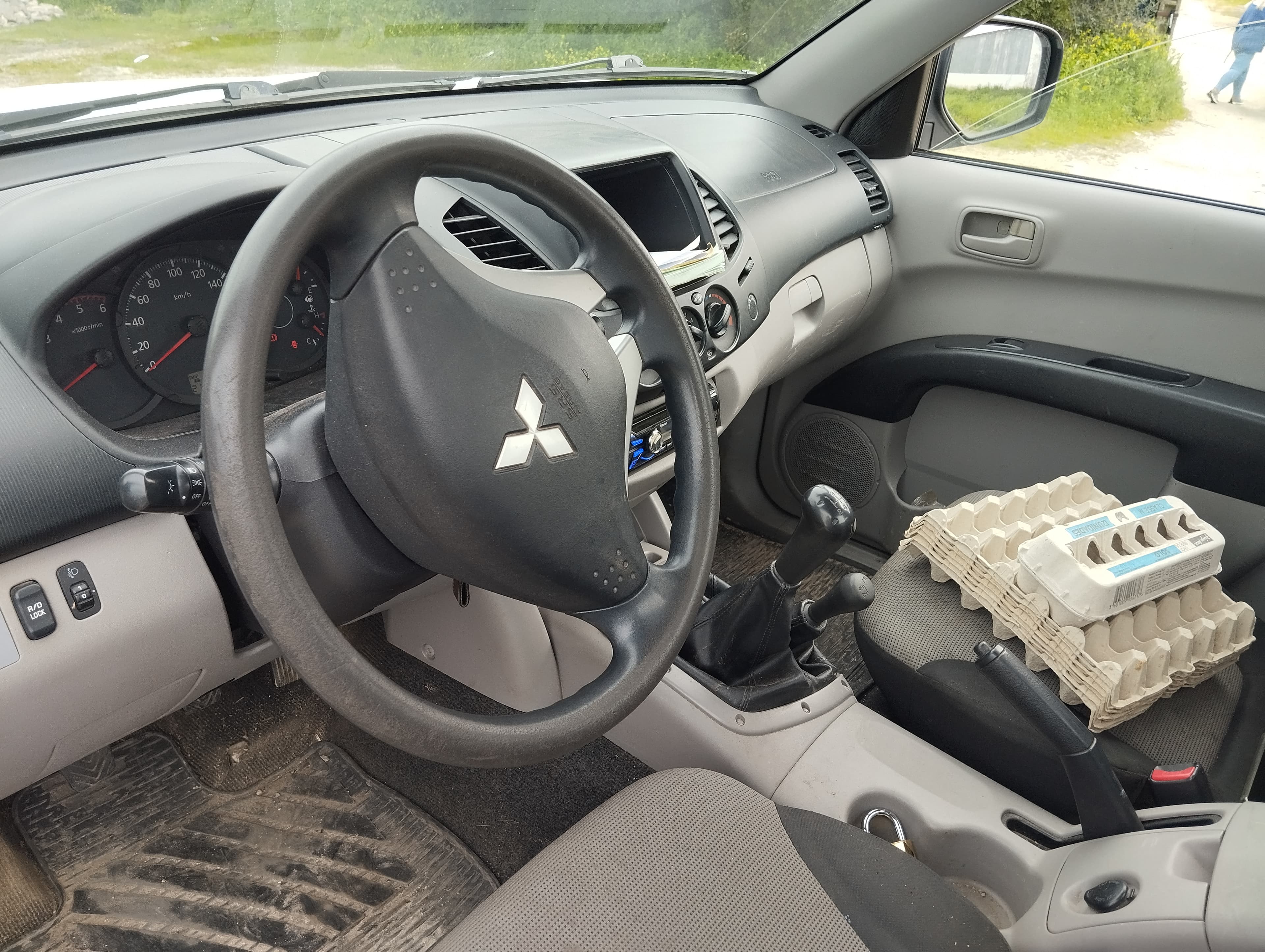 Mitsubishi L200 2.5 DI-D 4WD — imagen 9
