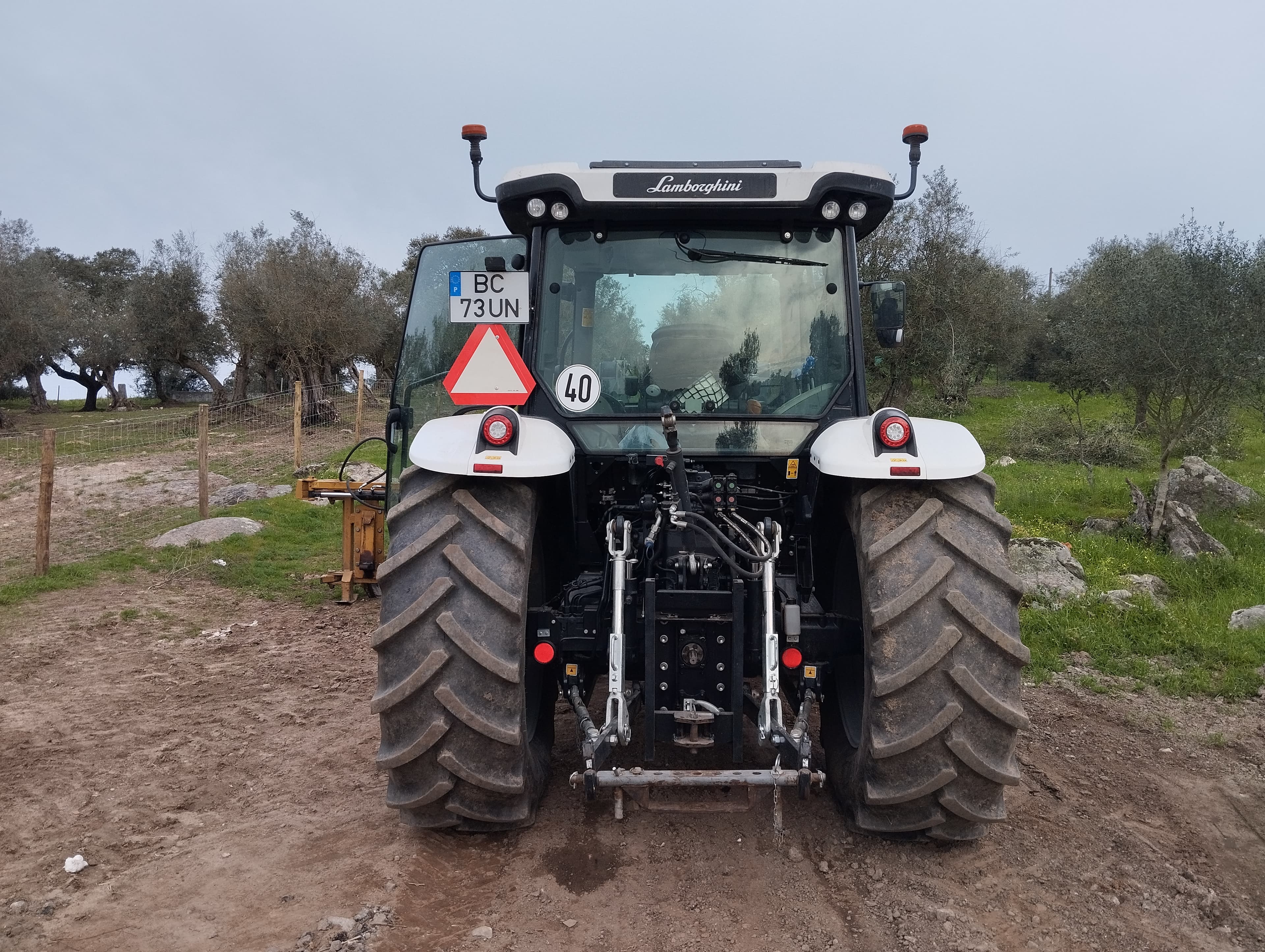 Trator agrícola — image 4