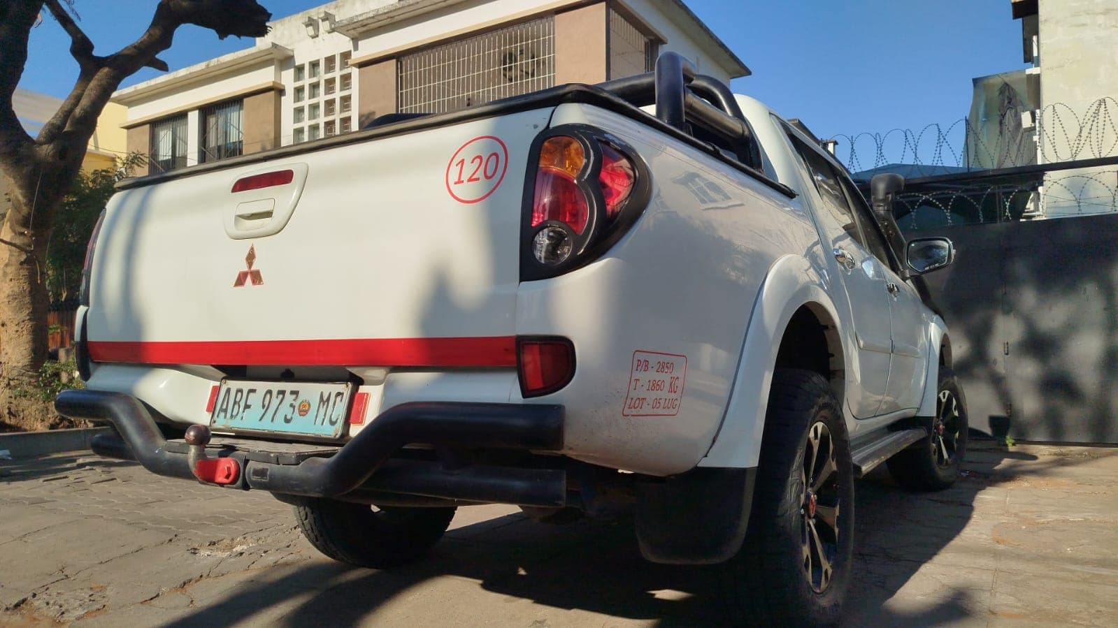 MITSUBISHI TRITON L200 2.5GLS-3,00m - 2011 — image 24