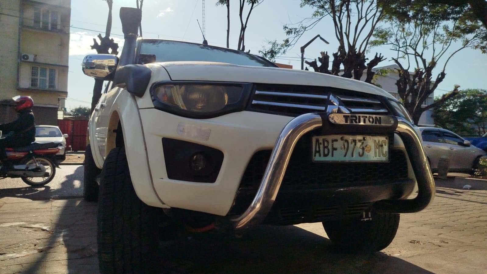 MITSUBISHI TRITON L200 2.5GLS-3,00m - 2011 — image 1