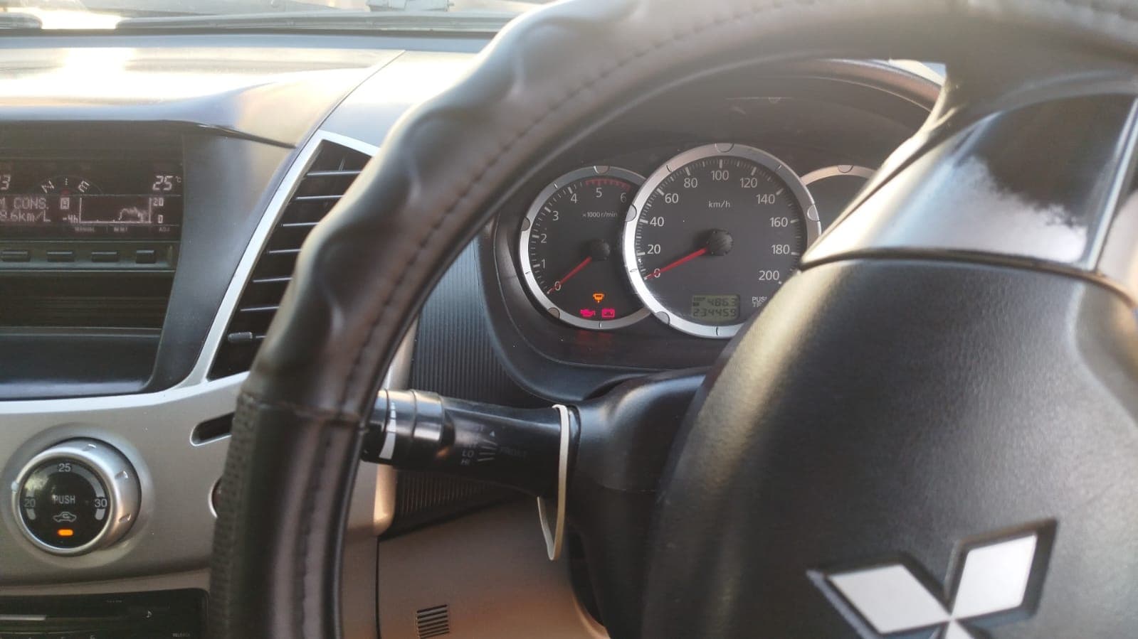 MITSUBISHI TRITON L200 2.5GLS-3,00m - 2011 — image 5