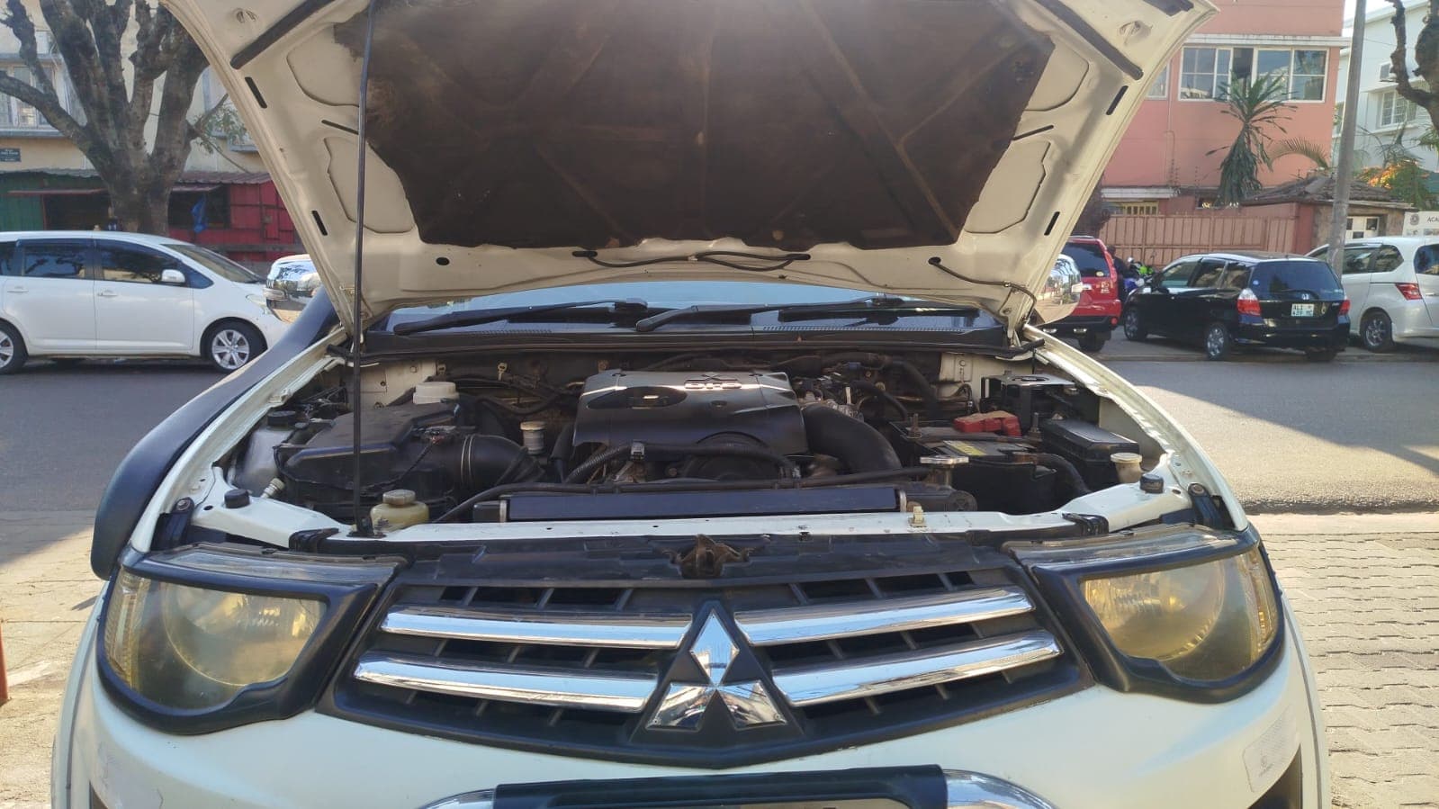 MITSUBISHI TRITON L200 2.5GLS-3,00m - 2011 — image 19
