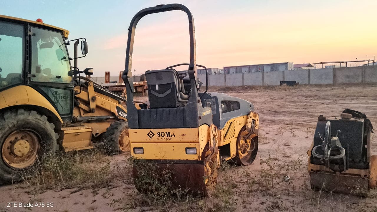 Cilindro Rolos 2.5 ton Bomag BW100AD -4 — image 3
