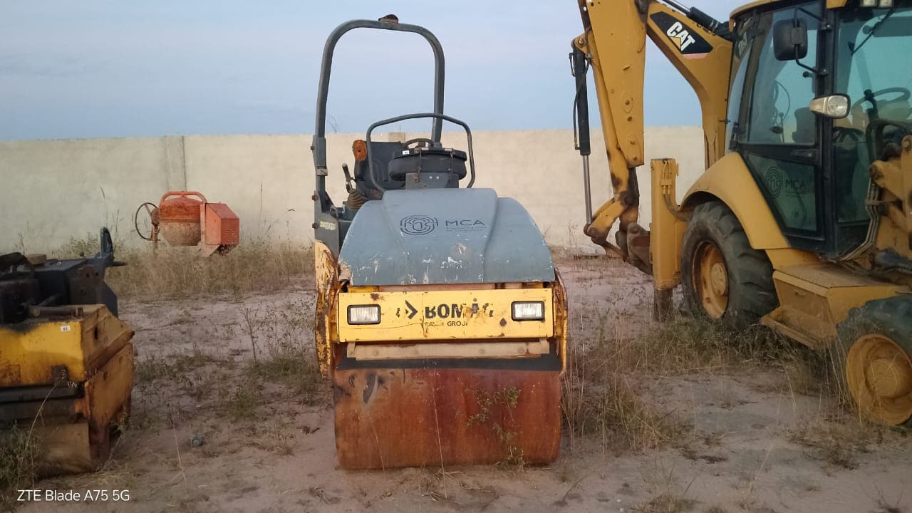 Cilindro Rolos 2.5 ton Bomag BW100AD -4 — image 5