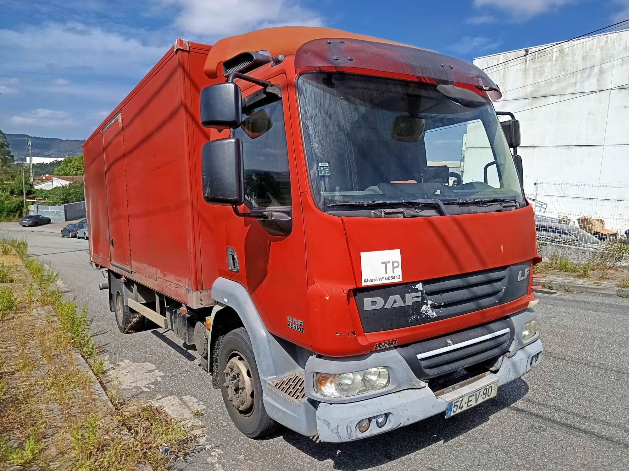 DAF LF 45.180 · Ano 2007 — image 1