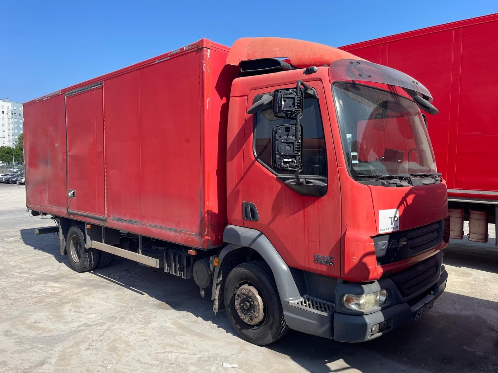 DAF LF 45.180 · Ano 2007 — imagem 2
