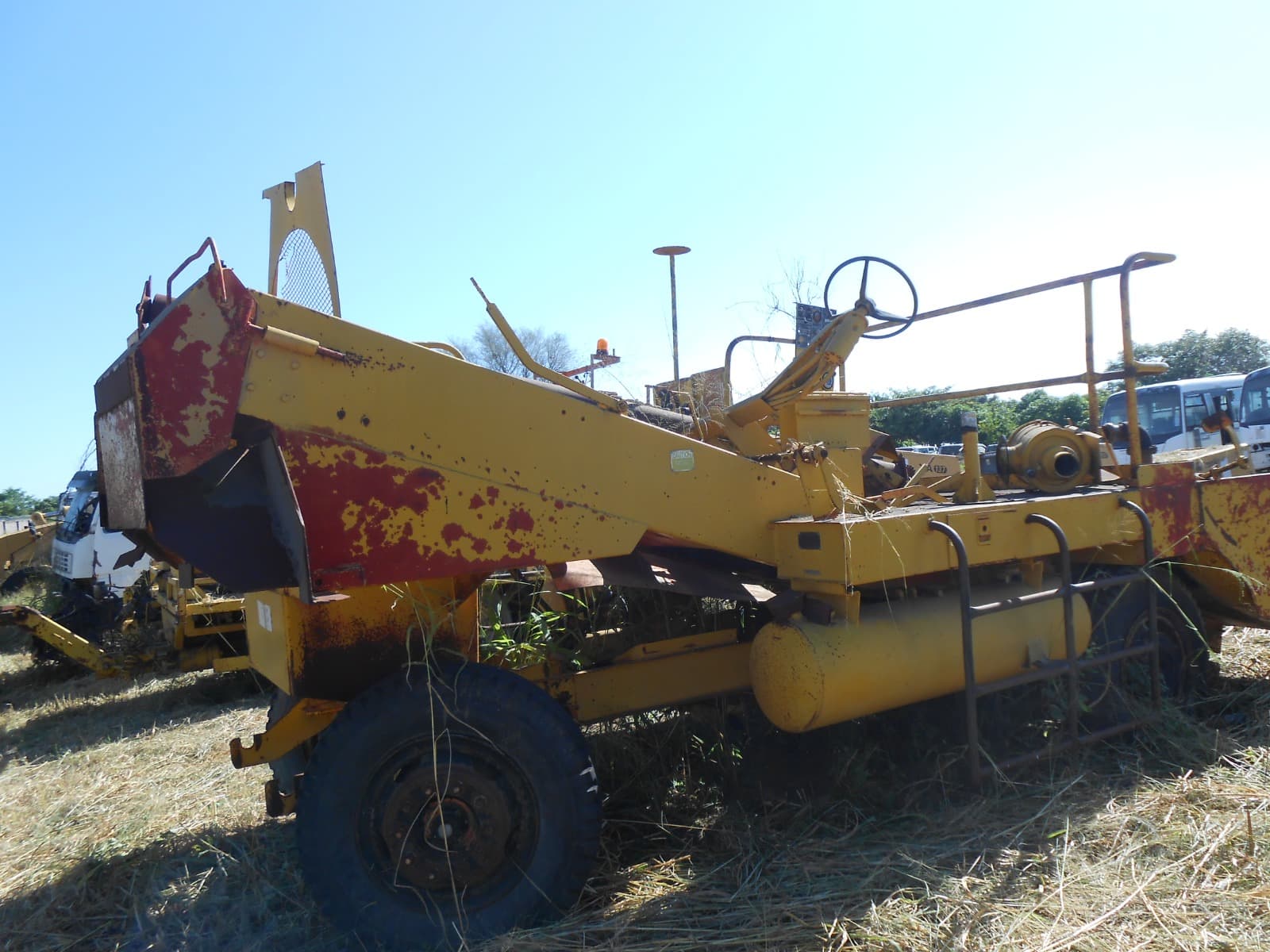 Front Loader 25t - 2008 — imagen 4