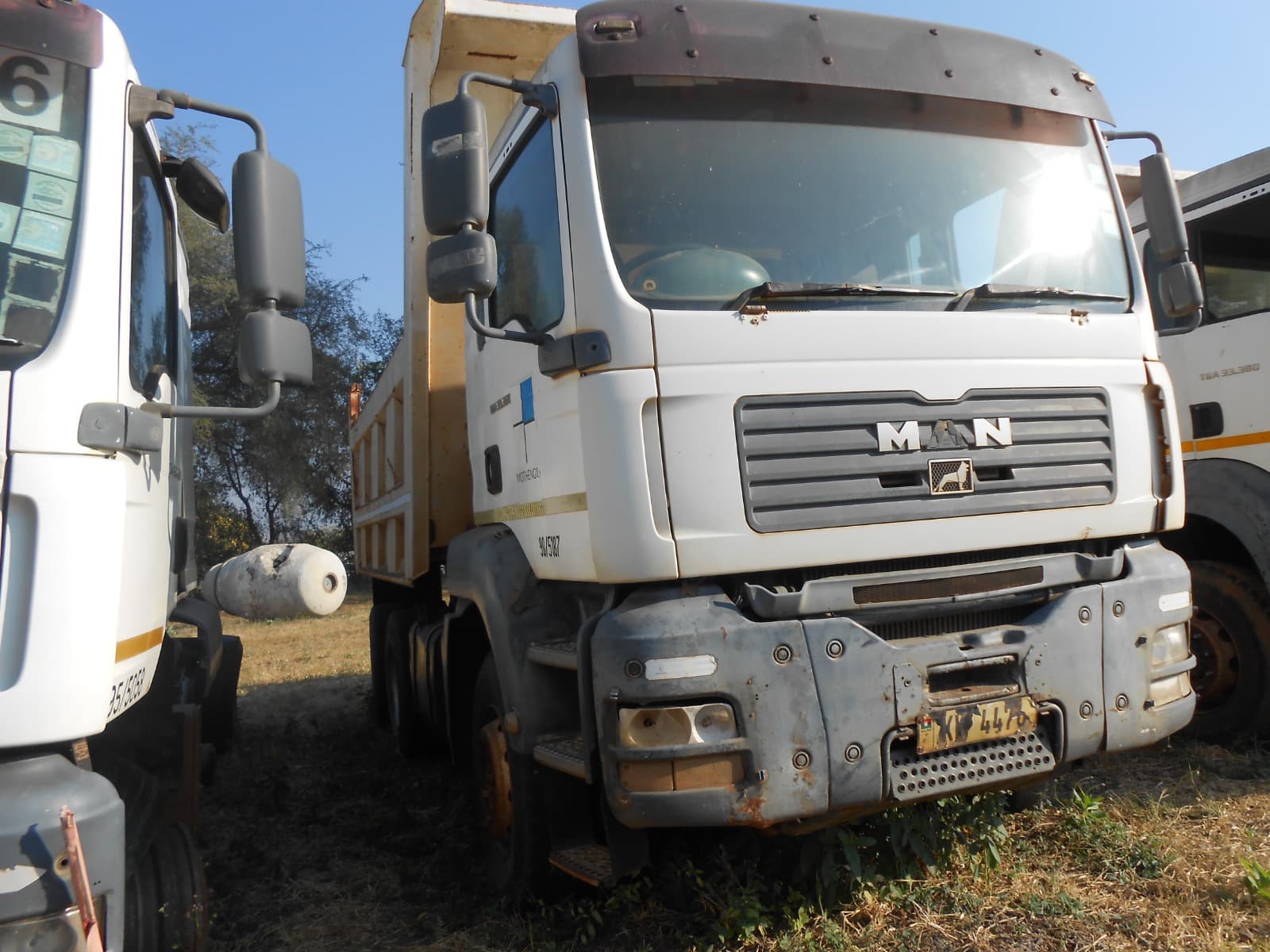 Tipper Truck 26t (6X4) - 2010 — imagem 3